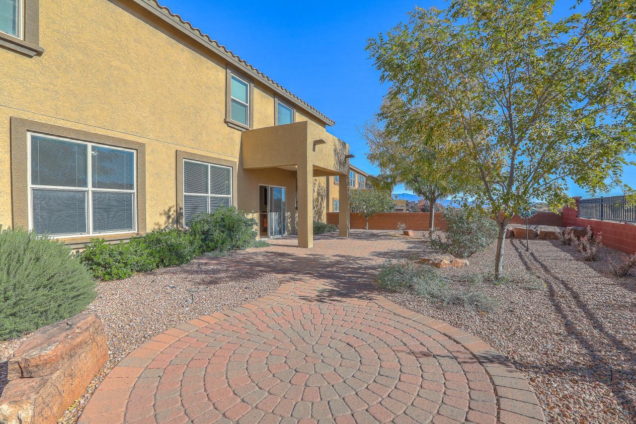 Rio Rancho, New Mexico, 87124, United States, 4 Bedrooms Bedrooms, ,3 BathroomsBathrooms,Residential,For Sale,1987621