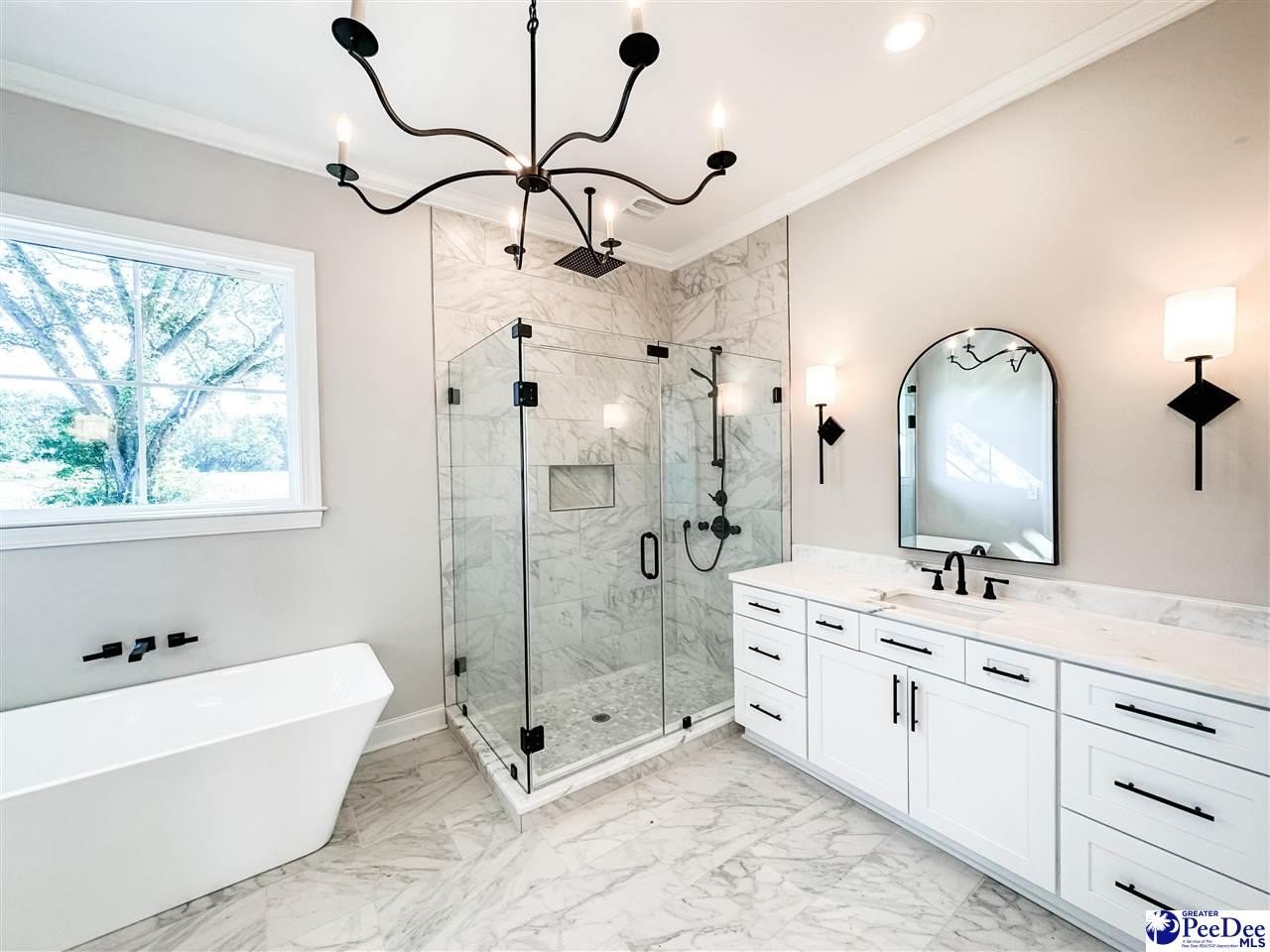 Florence, South Carolina, 29501, United States, 5 Bedrooms Bedrooms, ,4 BathroomsBathrooms,Residential,For Sale,1942133