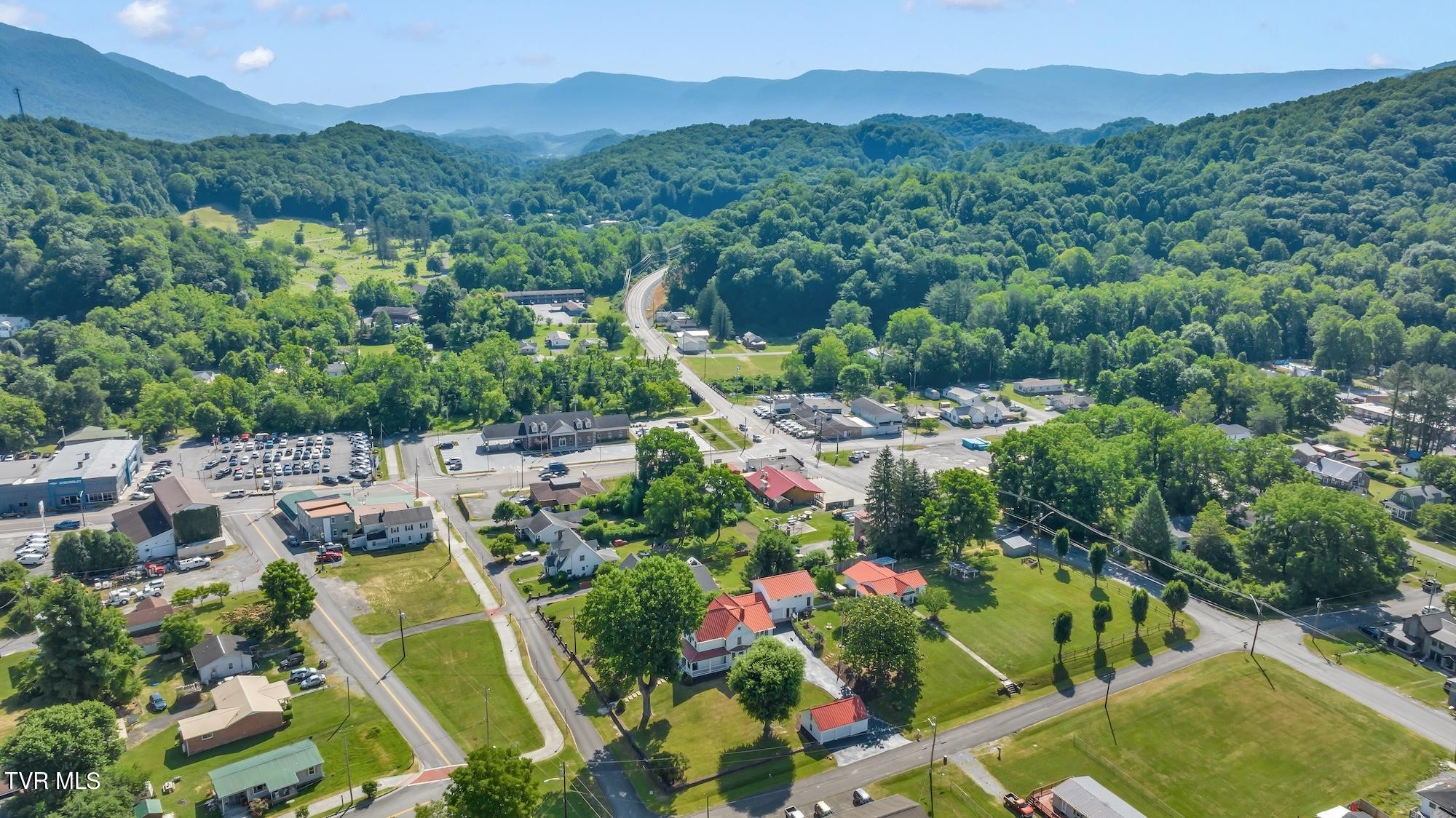 Big Stone Gap, Virginia, 24219, United States, 4 Bedrooms Bedrooms, ,3 BathroomsBathrooms,Residential,For Sale,1984528