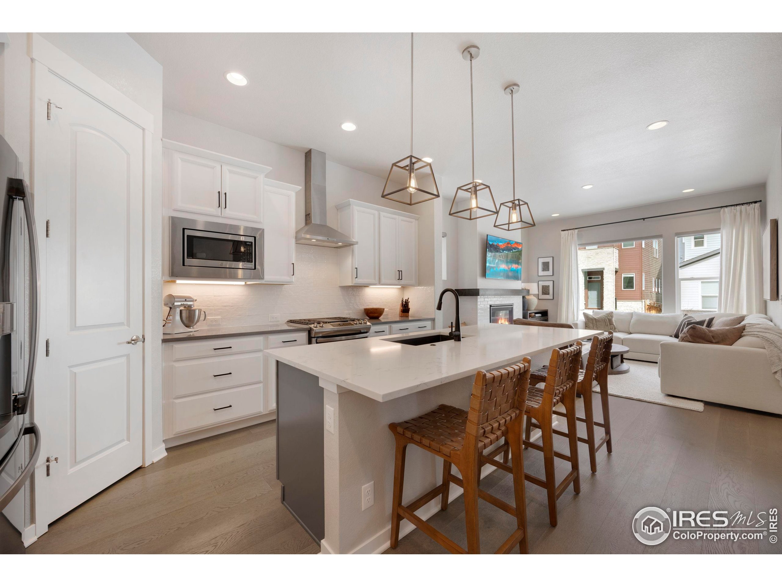 Broomfield, Colorado, 80023, United States, 3 Bedrooms Bedrooms, ,3 BathroomsBathrooms,Residential,For Sale,1805033