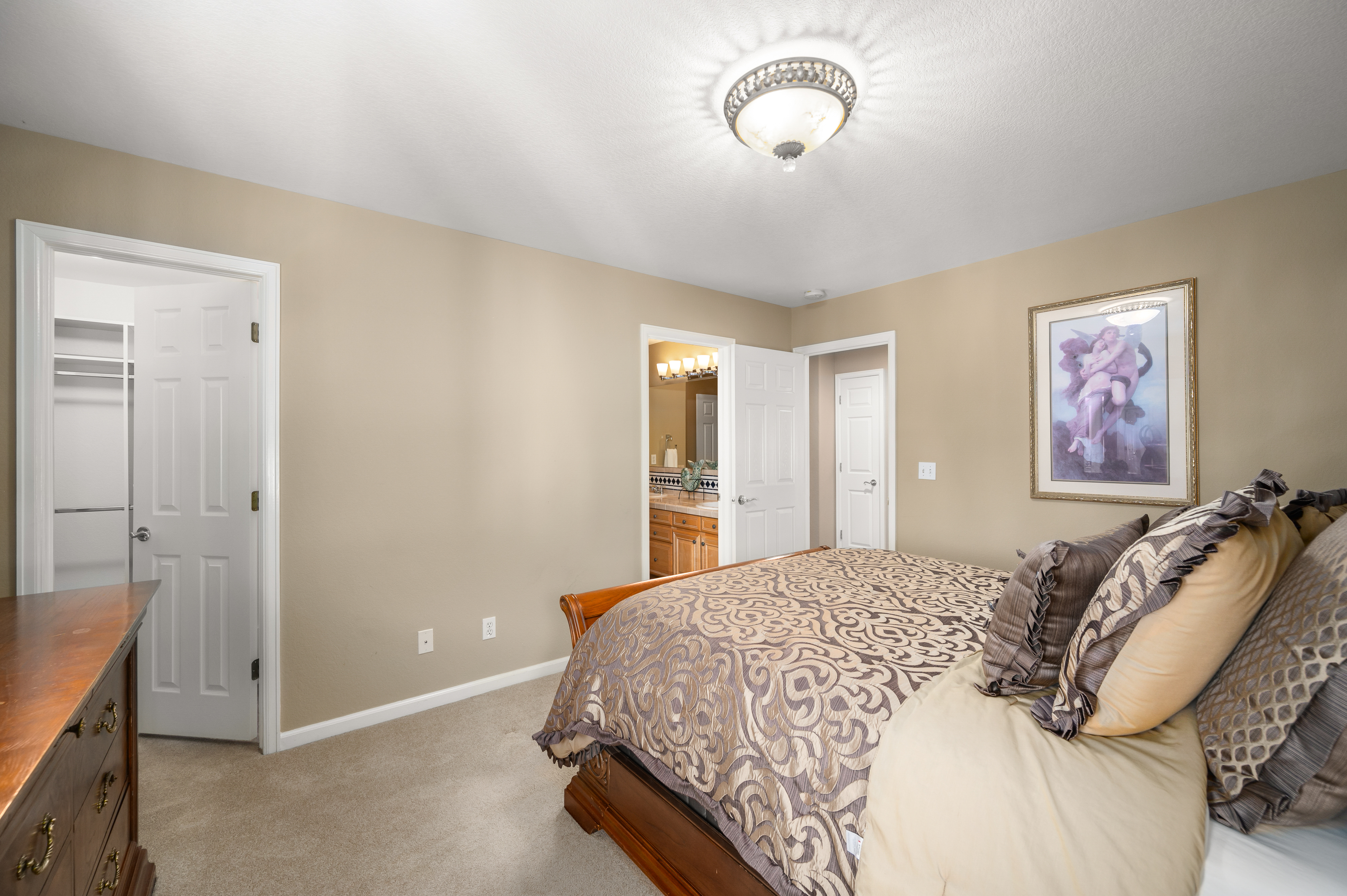  Luxury And Elegance Greet You At Every Turn In This Beautiful Home - 物件實景