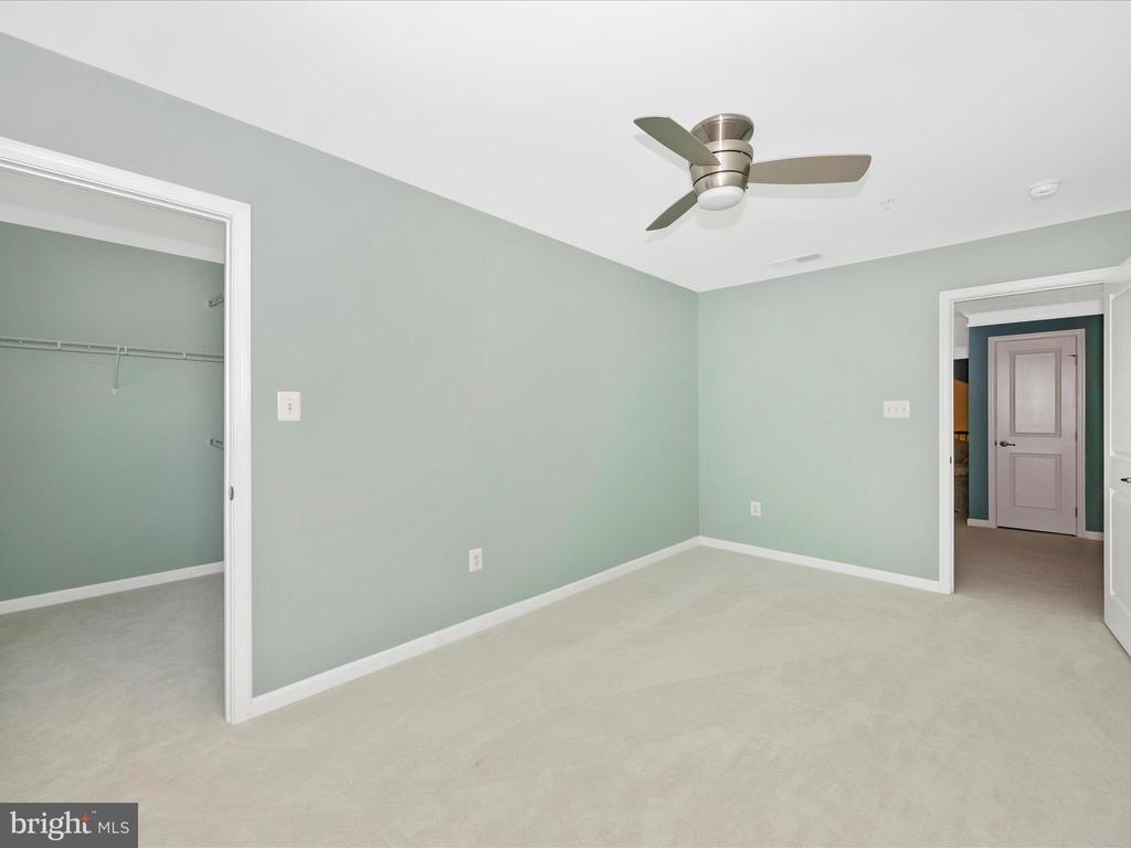 Frederick, Maryland, 21703, United States, 3 Bedrooms Bedrooms, ,3 BathroomsBathrooms,Residential,For Sale,1935549