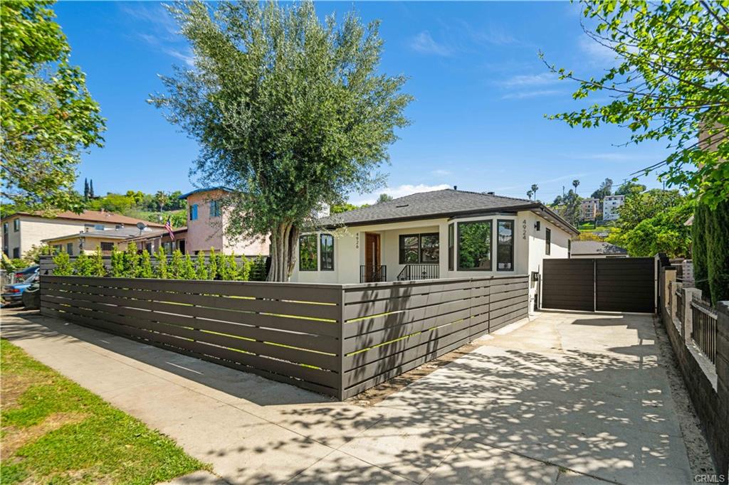 Los Angeles, California, 90032, United States, 5 Bedrooms Bedrooms, ,3 BathroomsBathrooms,Residential,For Sale,1765407