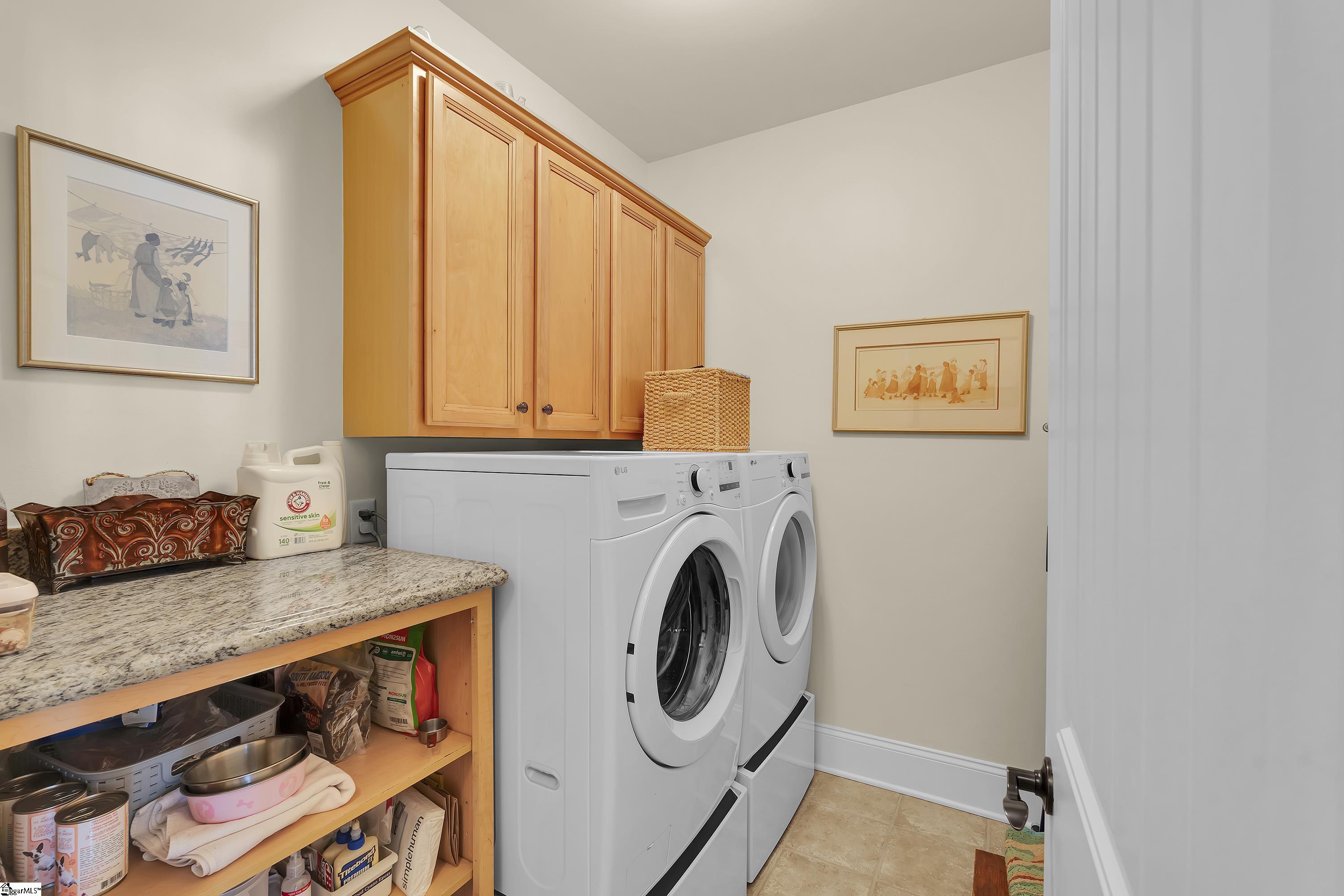 Simpsonville, South Carolina, 29681, United States, 4 Bedrooms Bedrooms, ,4 BathroomsBathrooms,Residential,For Sale,1986558