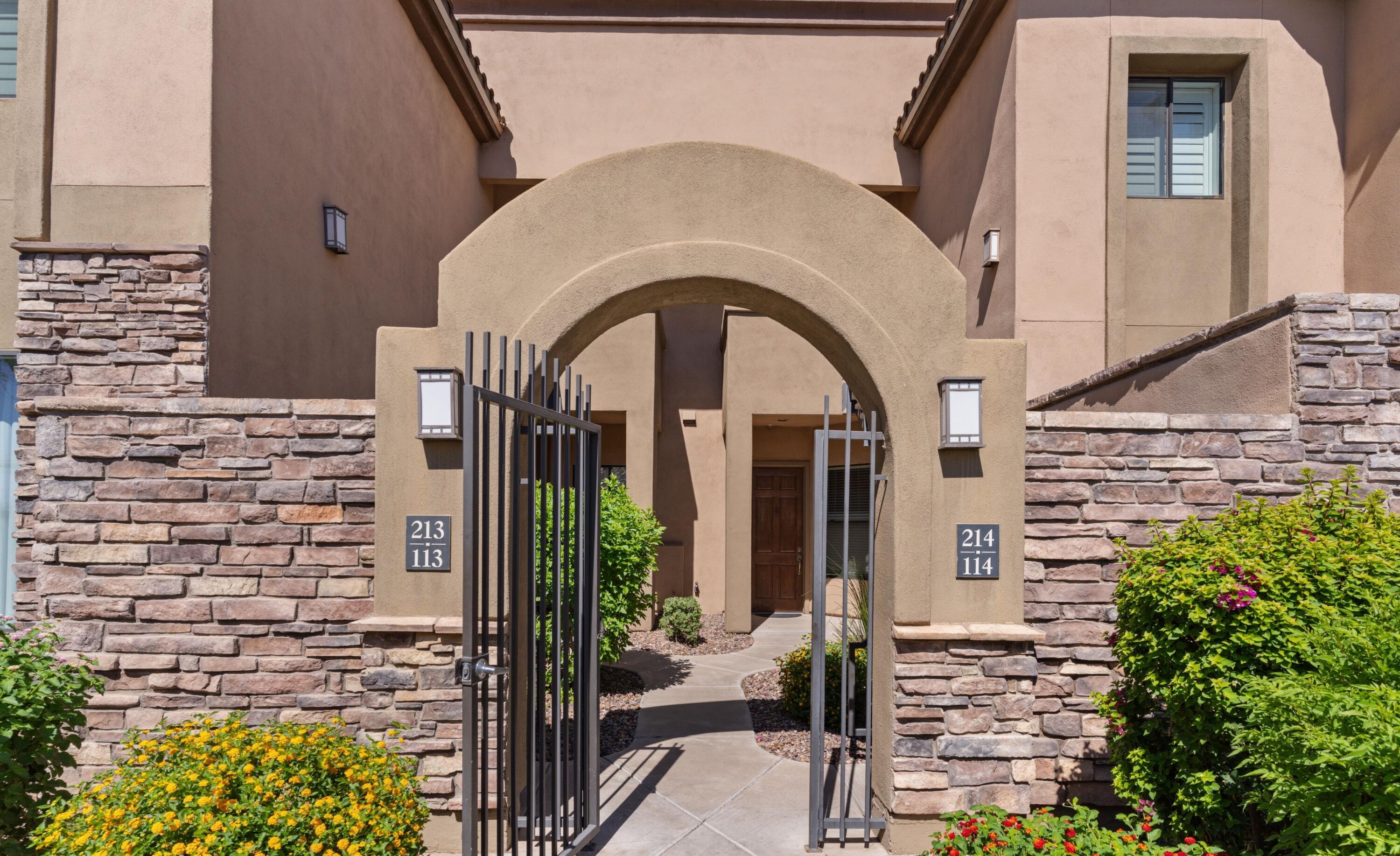  7027 N Scottsdale Road  Paradise Valley, AZ - 物件實景