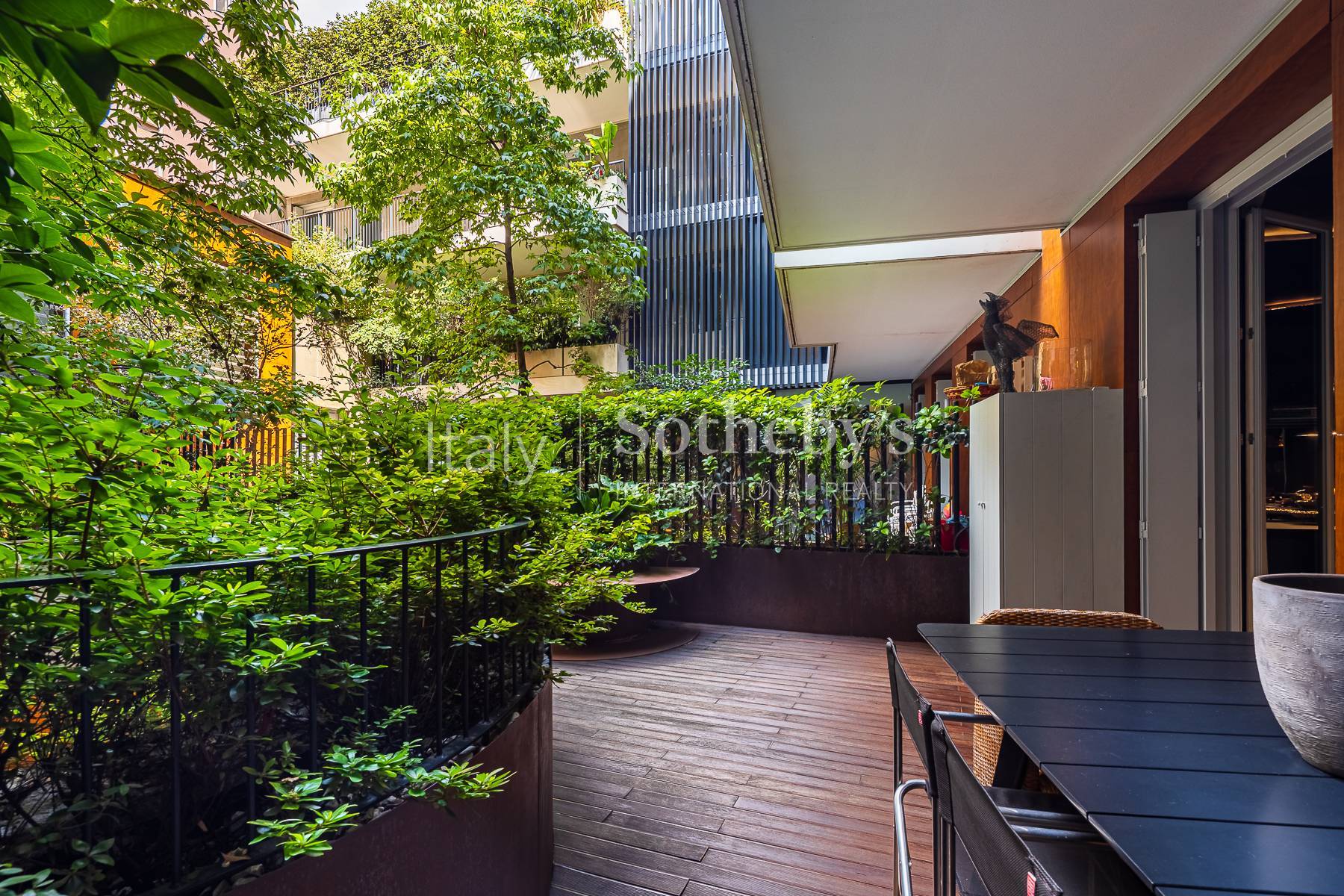  Refined Renovated Residence with Private Terrace - 物件實景