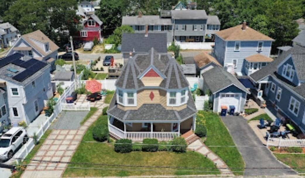 Wareham, Massachusetts, 02571, United States, 3 Bedrooms Bedrooms, ,2 BathroomsBathrooms,Residential,For Sale,1927382