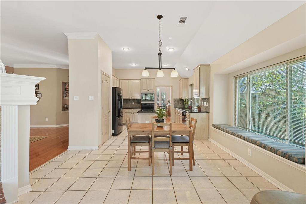 Flower Mound, Texas, 75028, United States, 4 Bedrooms Bedrooms, ,2 BathroomsBathrooms,Residential,For Sale,1974127