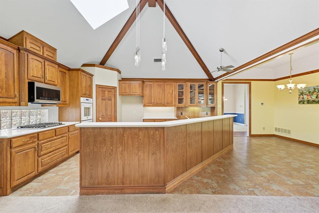 Duncanville, Texas, 75116, United States, 4 Bedrooms Bedrooms, ,4 BathroomsBathrooms,Residential,For Sale,1977910