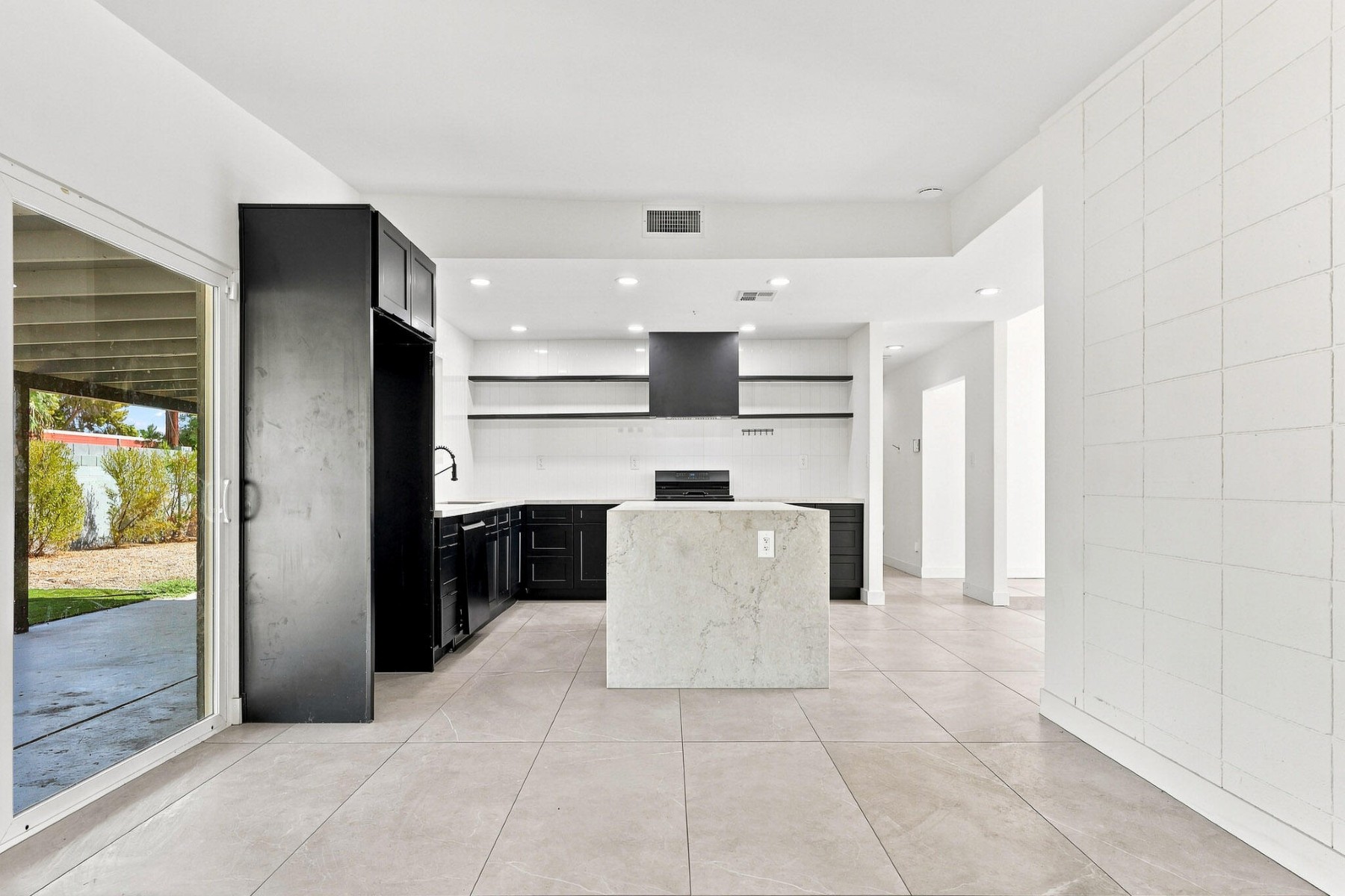  1637 N Sunset Drive¦Tempe, AZ - 物件實景