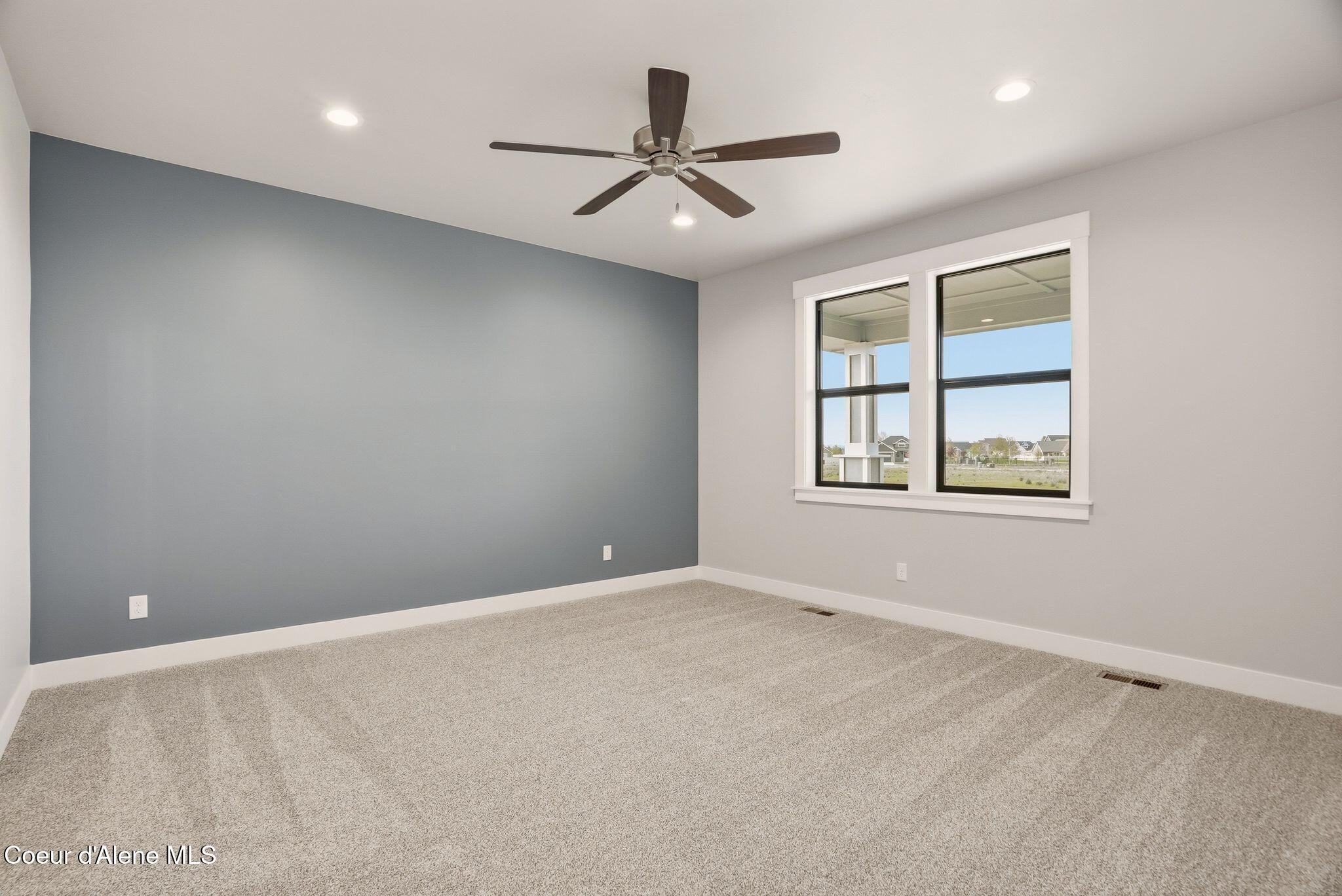 Coeur d'Alene, Idaho, 83815, United States, 4 Bedrooms Bedrooms, ,3 BathroomsBathrooms,Residential,For Sale,2039969