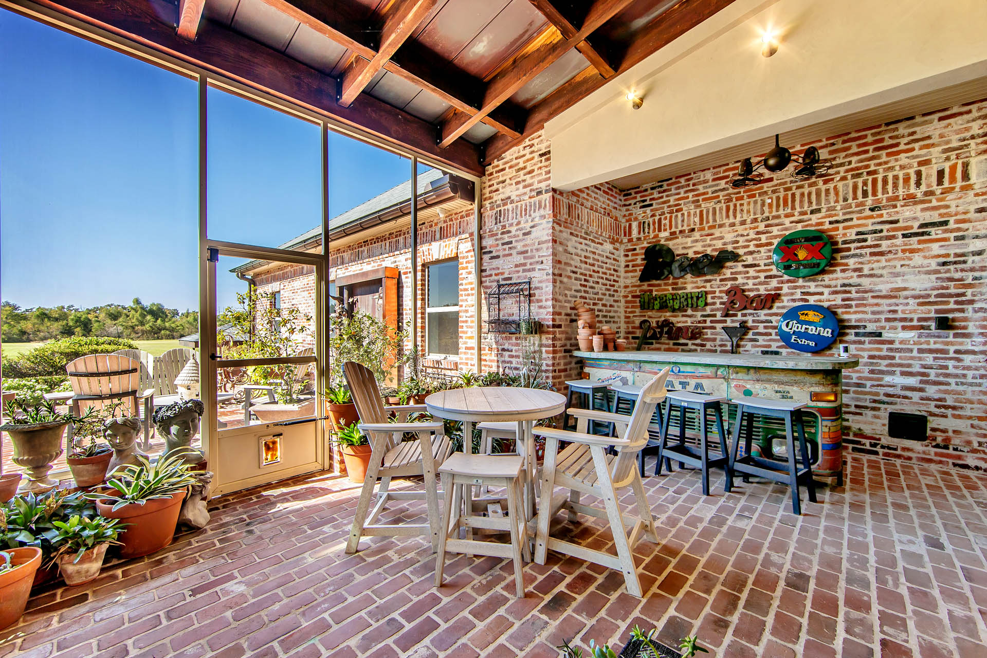 Houma, Louisiana, 70360, United States, 3 Bedrooms Bedrooms, ,4 BathroomsBathrooms,Residential,For Sale,2000974