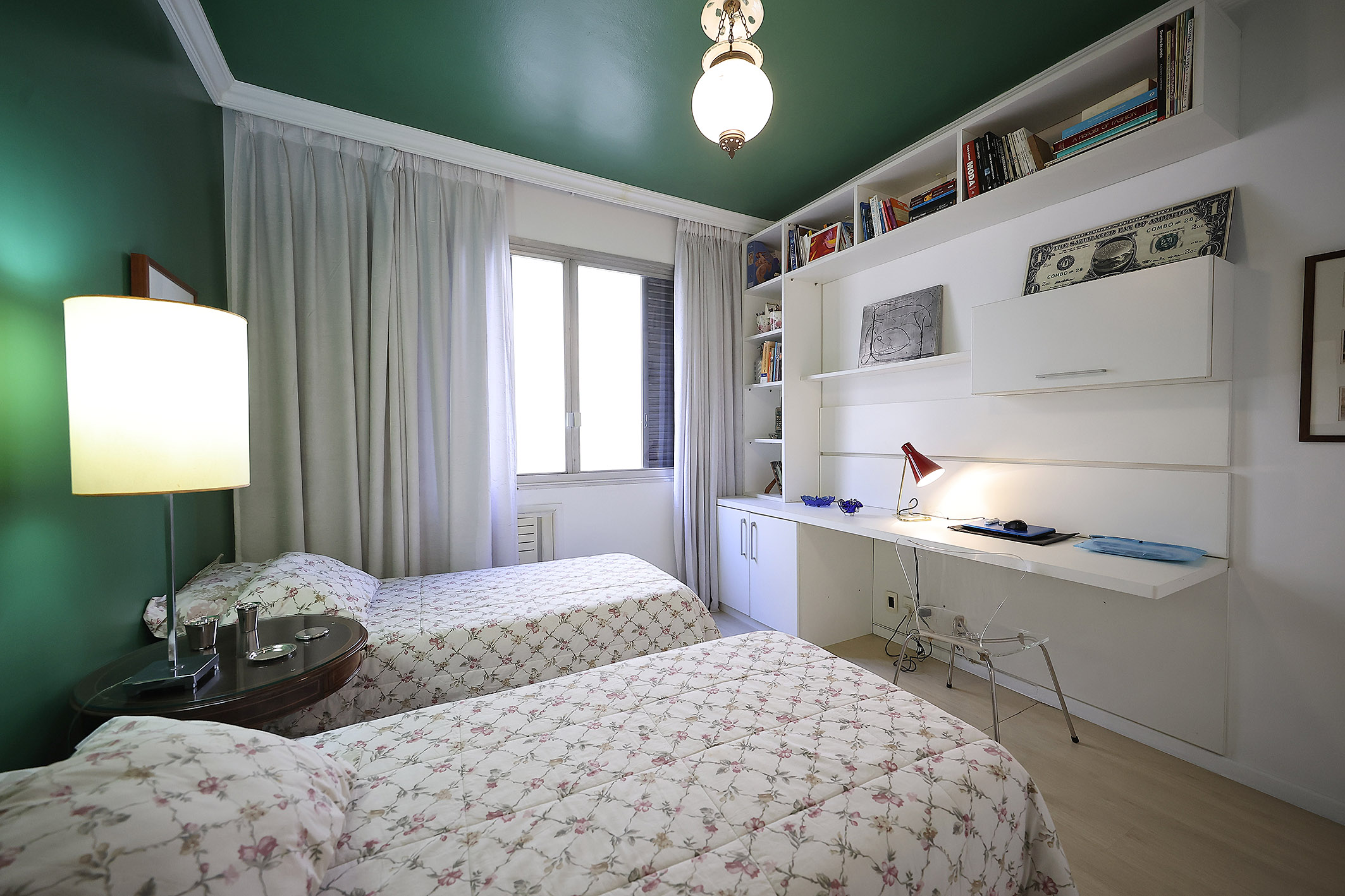  Apartment with Open Views and a Circular Layout Near the Beach - 物件實景