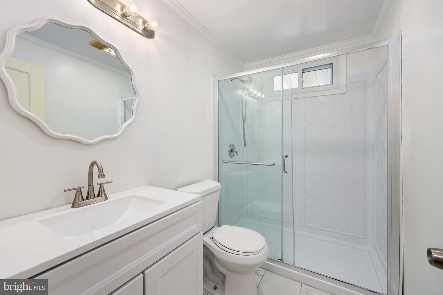 Falls Church, Virginia, 22042, United States, 5 Bedrooms Bedrooms, ,2 BathroomsBathrooms,Residential,For Sale,1932563