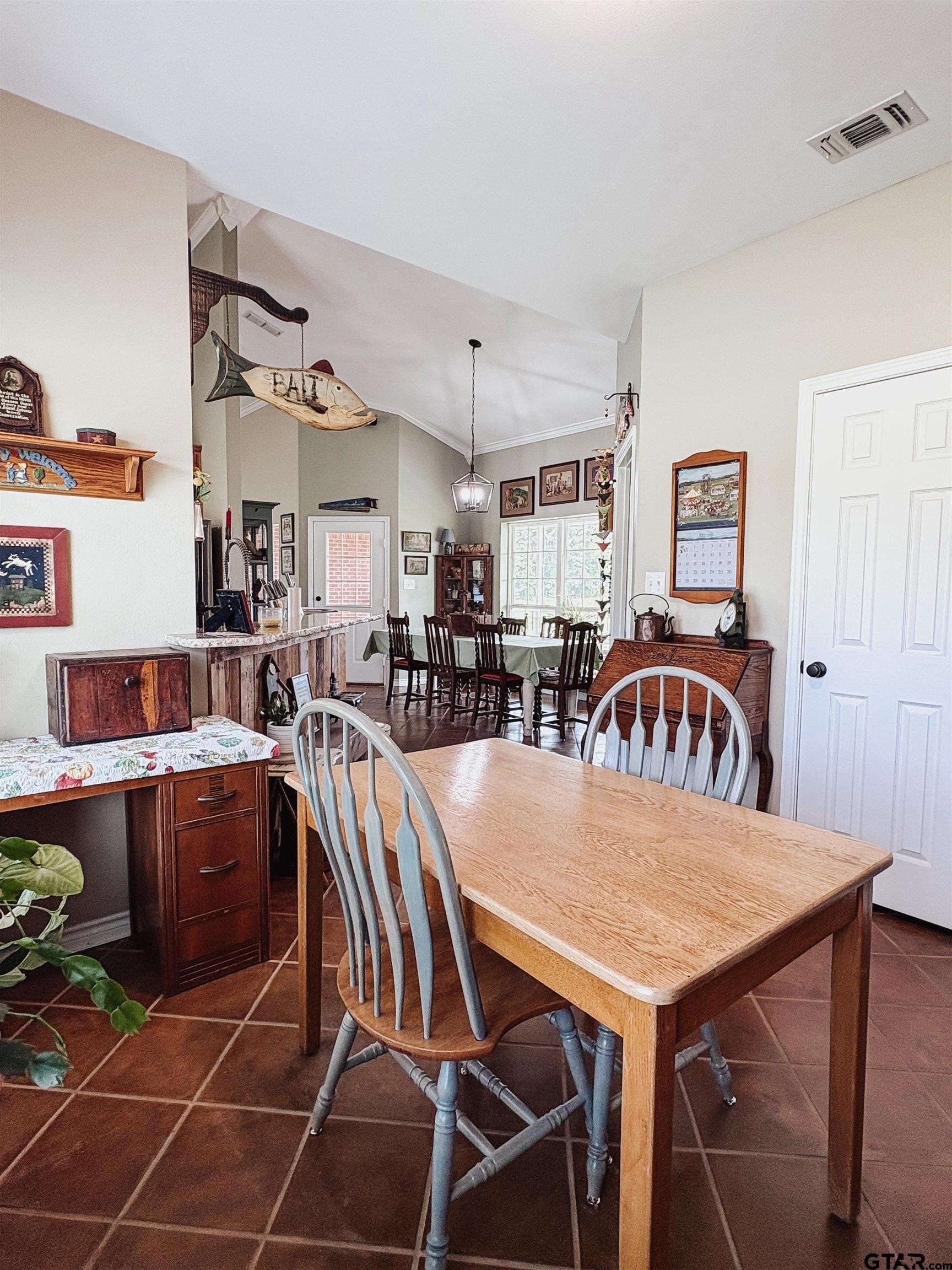 Pittsburg, Texas, 75686, United States, 4 Bedrooms Bedrooms, ,3 BathroomsBathrooms,Residential,For Sale,1900555