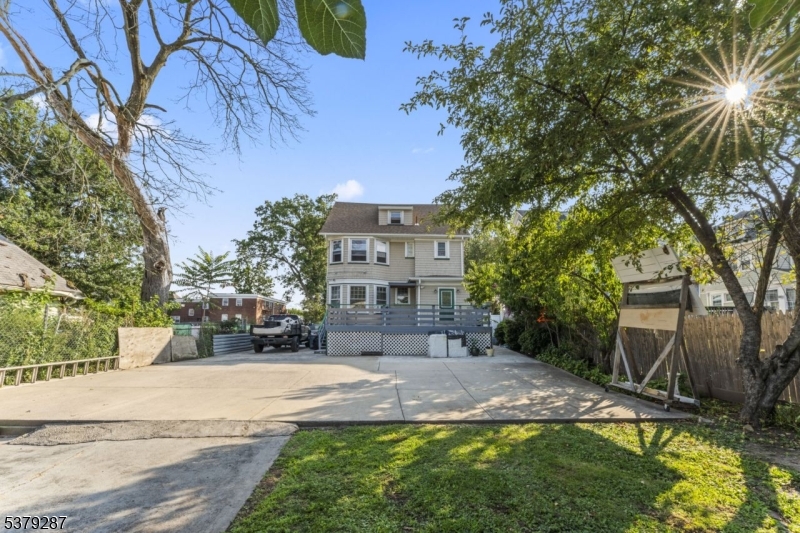 Elizabeth City, New Jersey, 07208-1601, United States, 5 Bedrooms Bedrooms, ,3 BathroomsBathrooms,Residential,For Sale,1921701
