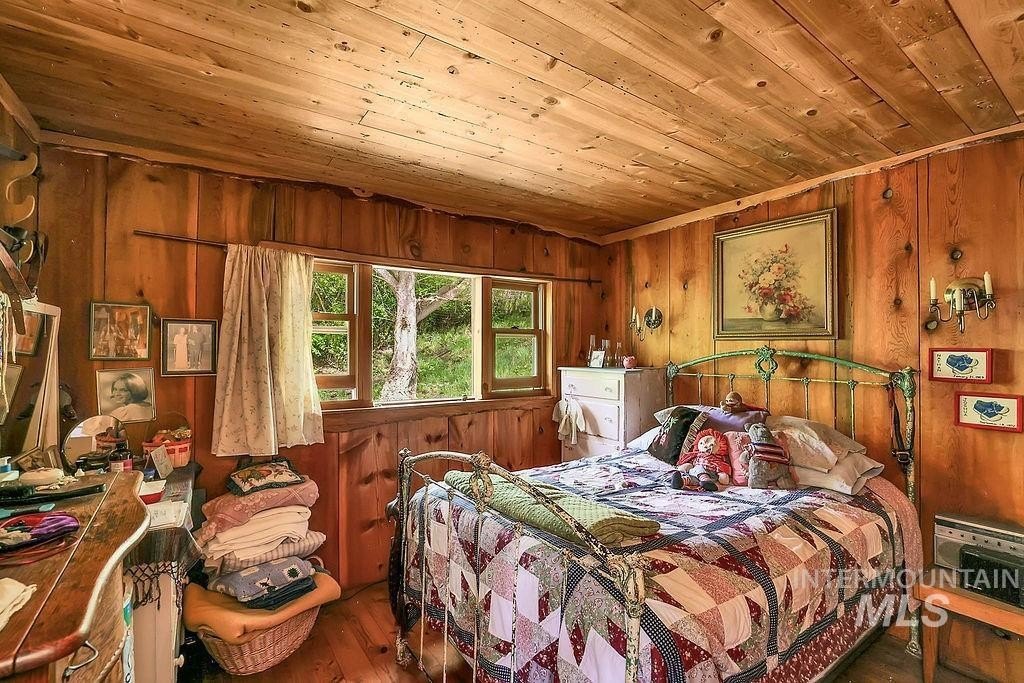 Riggins, Idaho, 83549, United States, 2 Bedrooms Bedrooms, ,1 BathroomBathrooms,Residential,For Sale,1826044