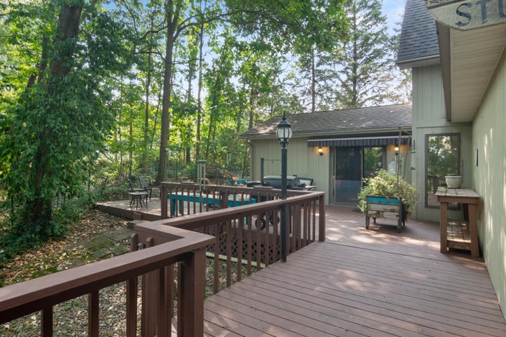 Valparaiso, Indiana, 46385, United States, 4 Bedrooms Bedrooms, ,4 BathroomsBathrooms,Residential,For Sale,1945024