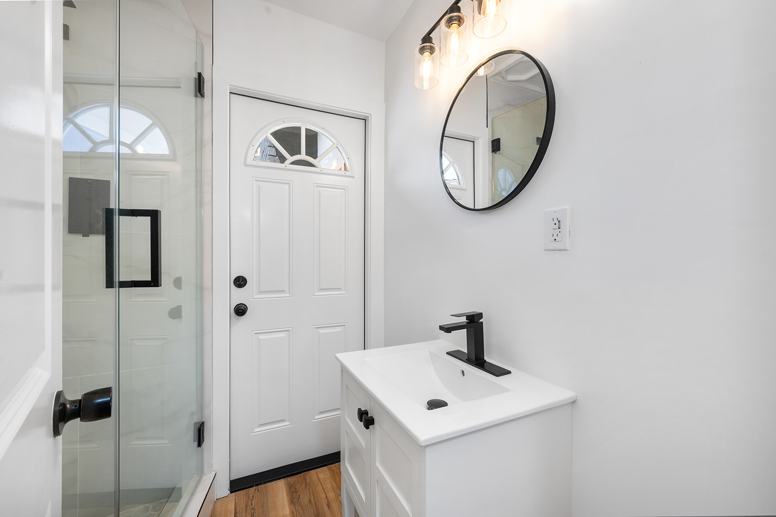 Rialto, California, 92376, United States, 4 Bedrooms Bedrooms, ,2 BathroomsBathrooms,Residential,For Sale,1878686