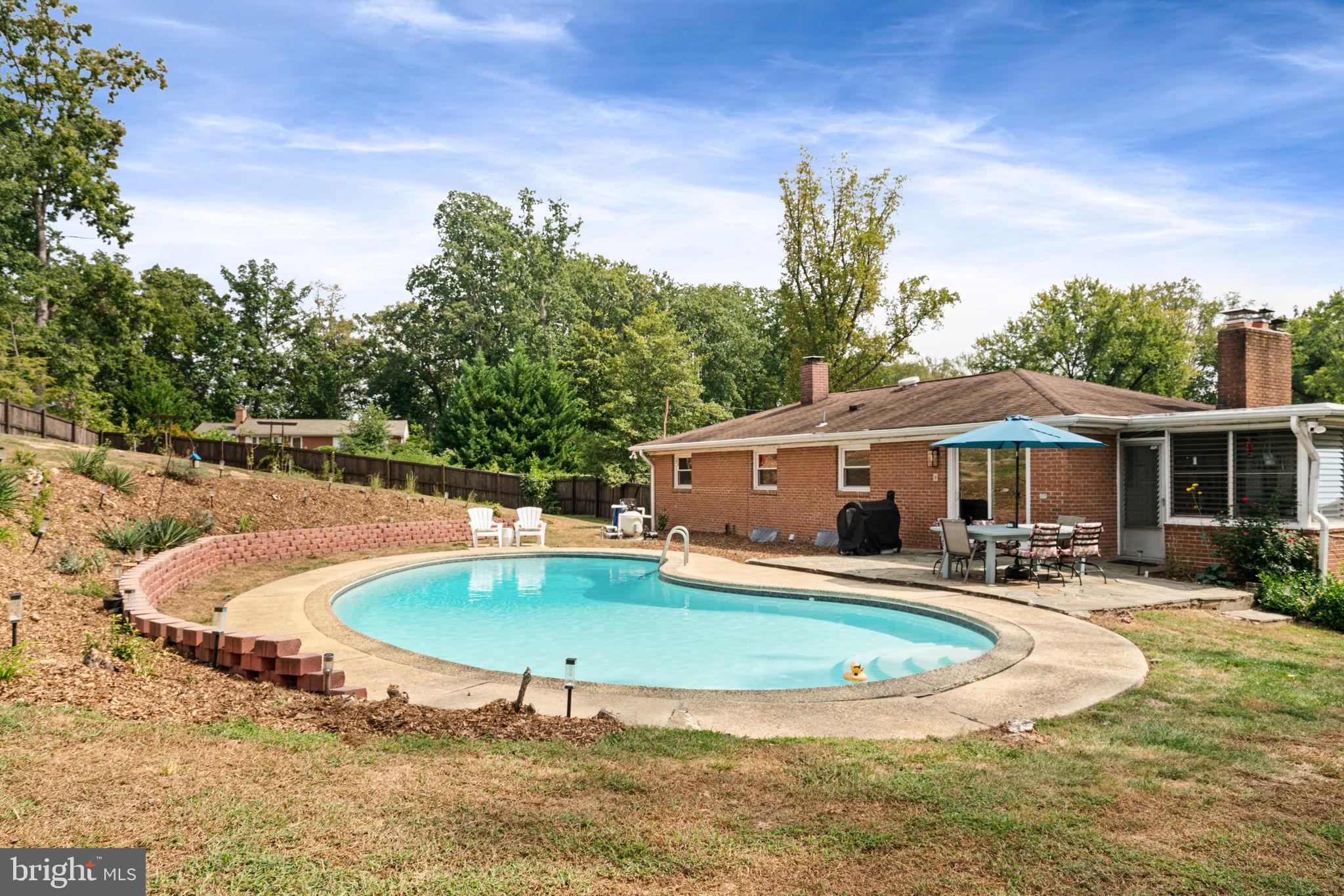 Lorton, Virginia, 22079, United States, 4 Bedrooms Bedrooms, ,3 BathroomsBathrooms,Residential,For Sale,1974671