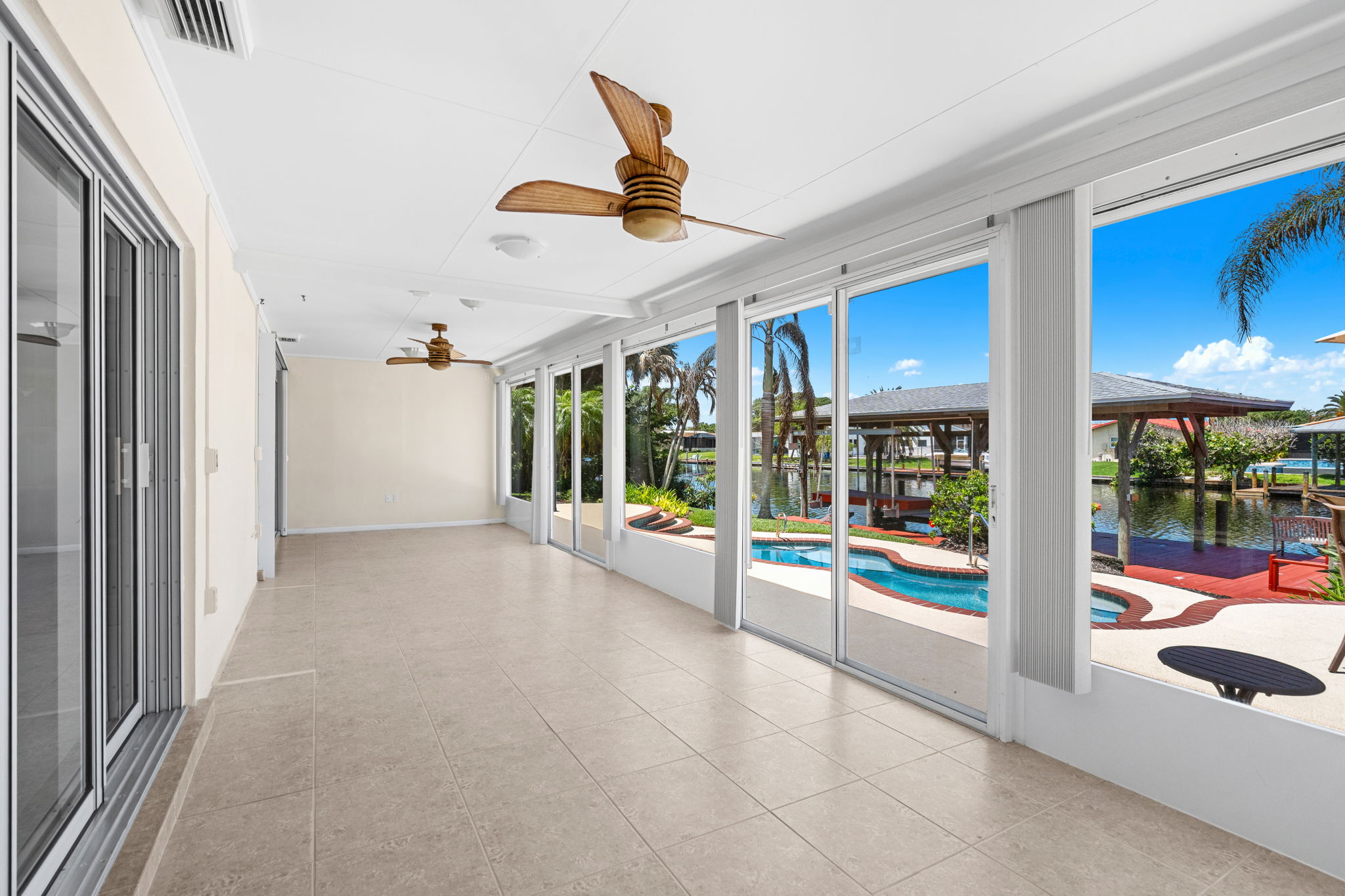  27 Westview Lane, Cocoa Beach, FL, 32931 - 物件實景