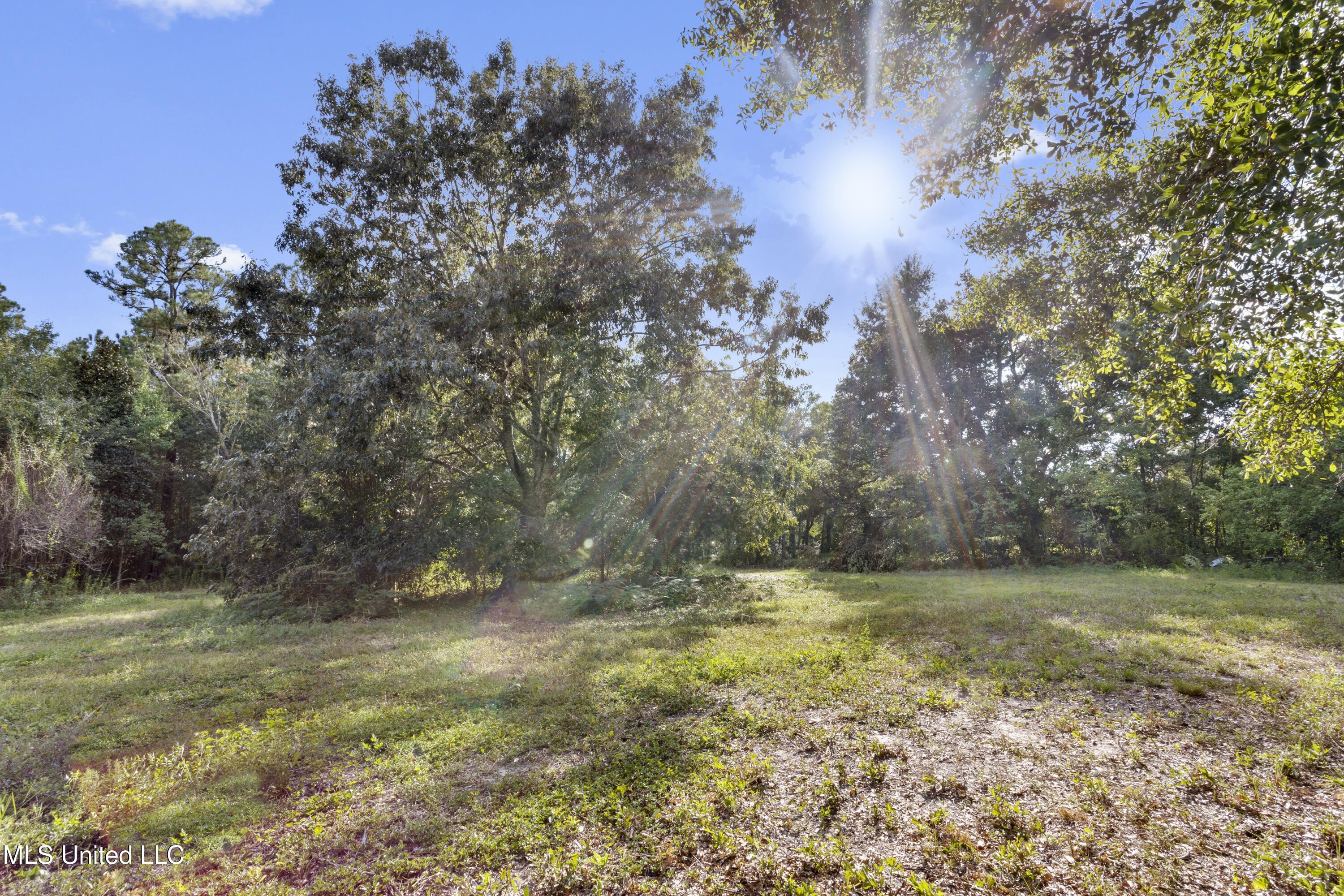 Biloxi, Mississippi, 39532, United States, 3 Bedrooms Bedrooms, ,2 BathroomsBathrooms,Residential,For Sale,1977192