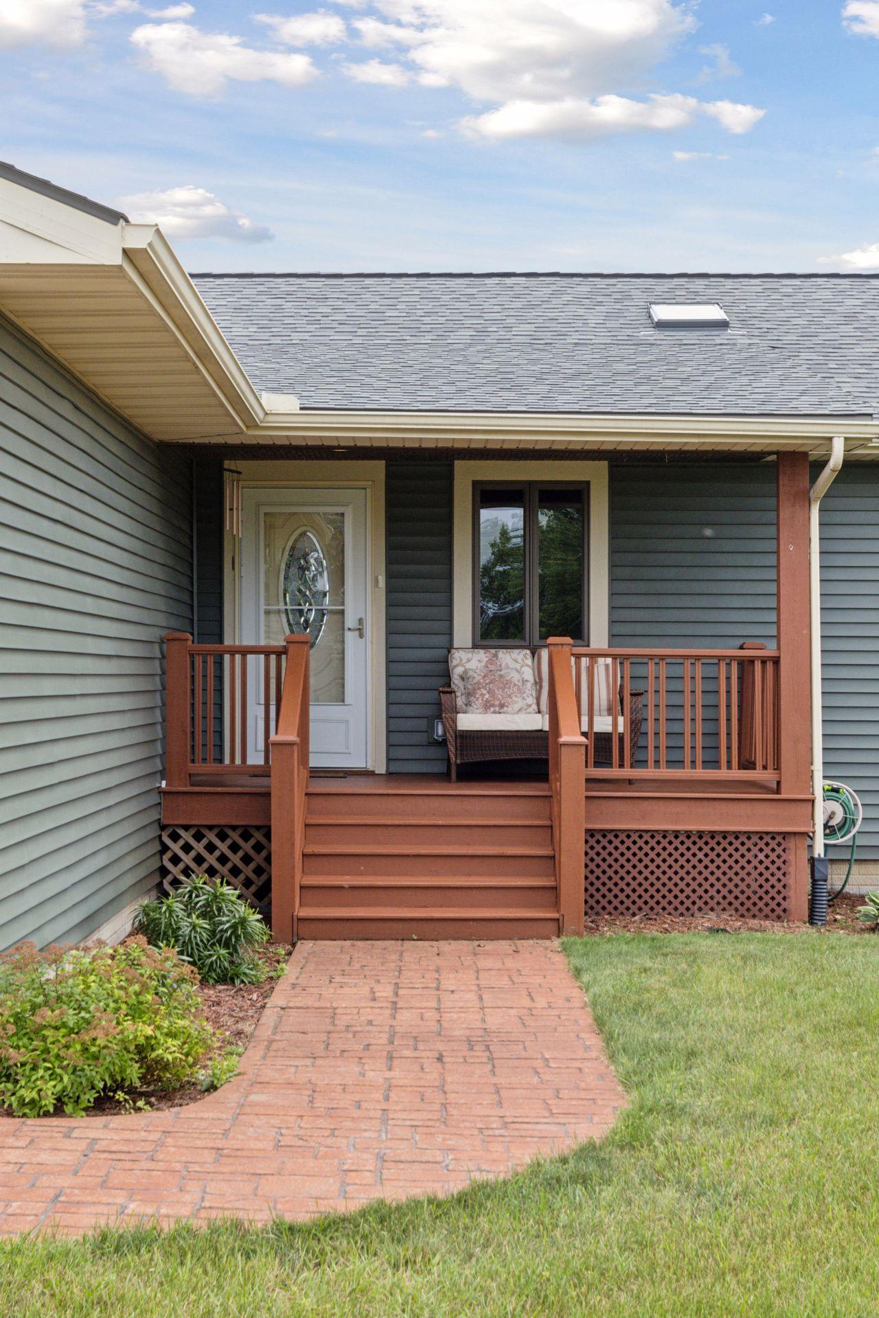New Richmond, Wisconsin, 54017, United States, 4 Bedrooms Bedrooms, ,1 BathroomBathrooms,Residential,For Sale,1904328