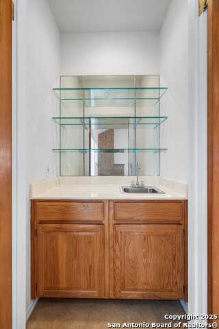 Kerrville, Texas, 78028, United States, 3 Bedrooms Bedrooms, ,3 BathroomsBathrooms,Residential,For Sale,1982669