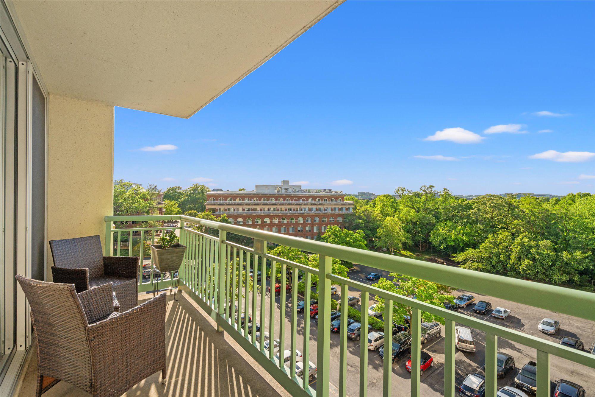  501 Slaters Lane, Alexandria, VA, 22314 - 物件實景