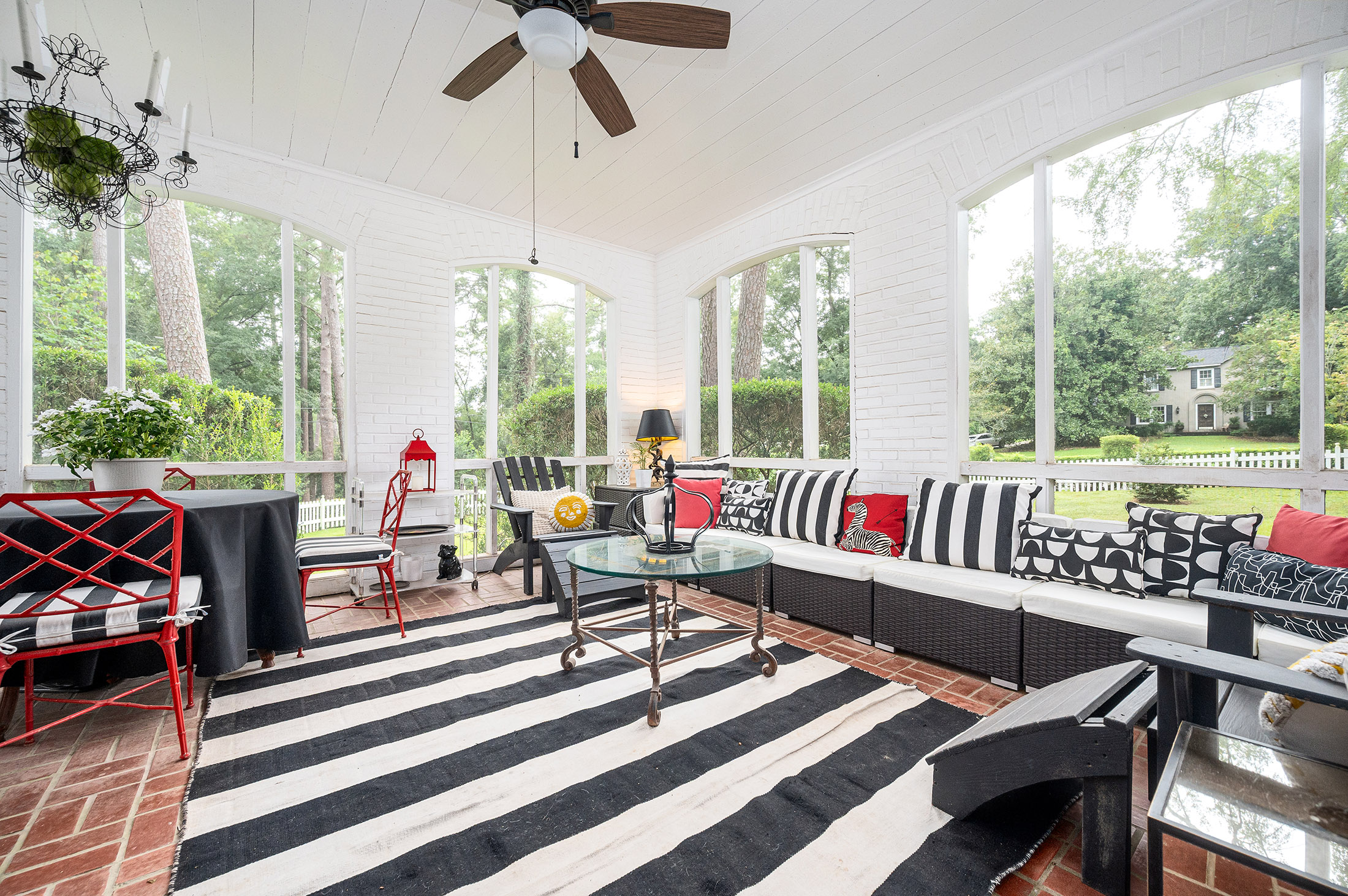  Charming Colonial Revival in the Heart of Historic Shirley Hills - 物件實景