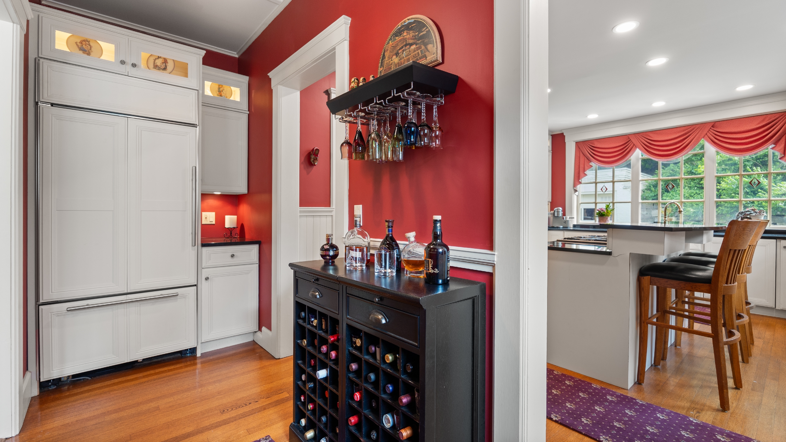 Charming In-Town Victorian with Large Carriage House - 物件實景