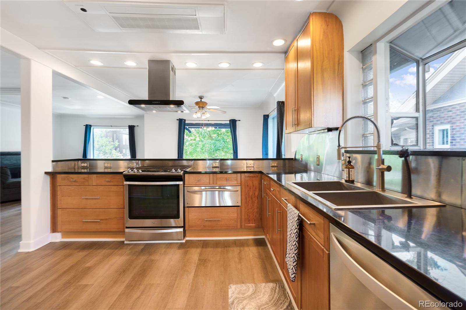 Denver, Colorado, 80211, United States, 3 Bedrooms Bedrooms, ,1 BathroomBathrooms,Residential,For Sale,1896112