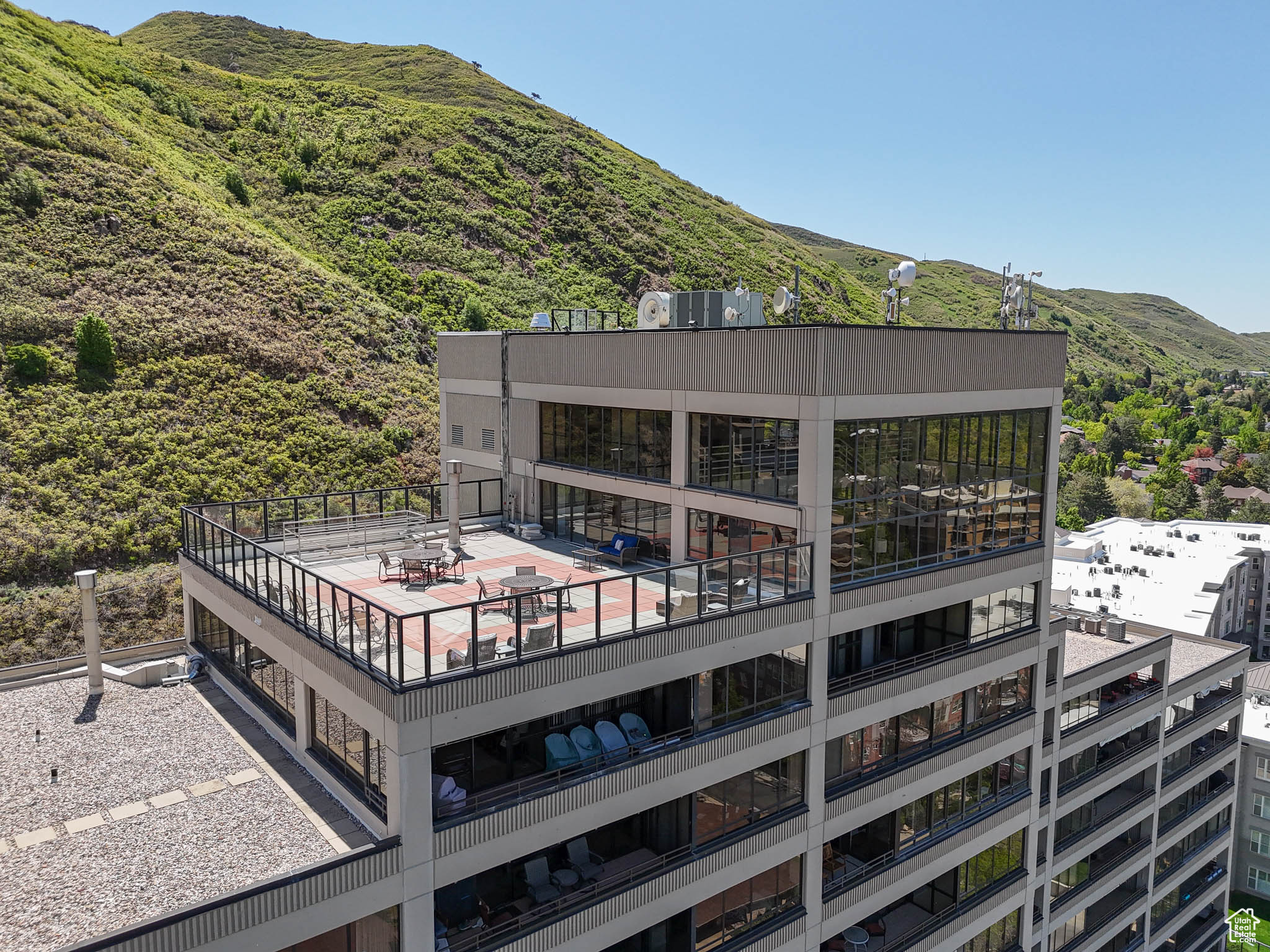 Salt Lake City, Utah, 84108, United States, 2 Bedrooms Bedrooms, ,1 BathroomBathrooms,Residential,For Sale,1805689
