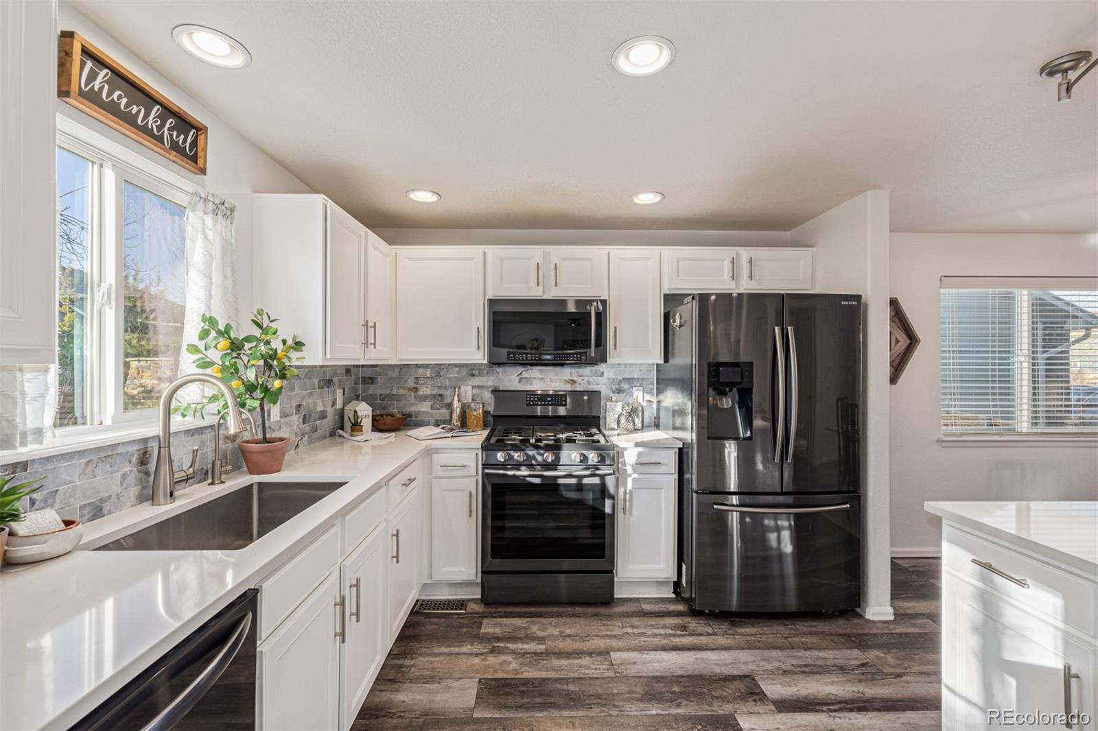 Erie, Colorado, 80516, United States, 3 Bedrooms Bedrooms, ,3 BathroomsBathrooms,Residential,For Sale,1993413