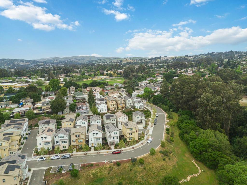 Hayward, California, 94541, United States, 3 Bedrooms Bedrooms, ,4 BathroomsBathrooms,Residential,For Sale,2032197