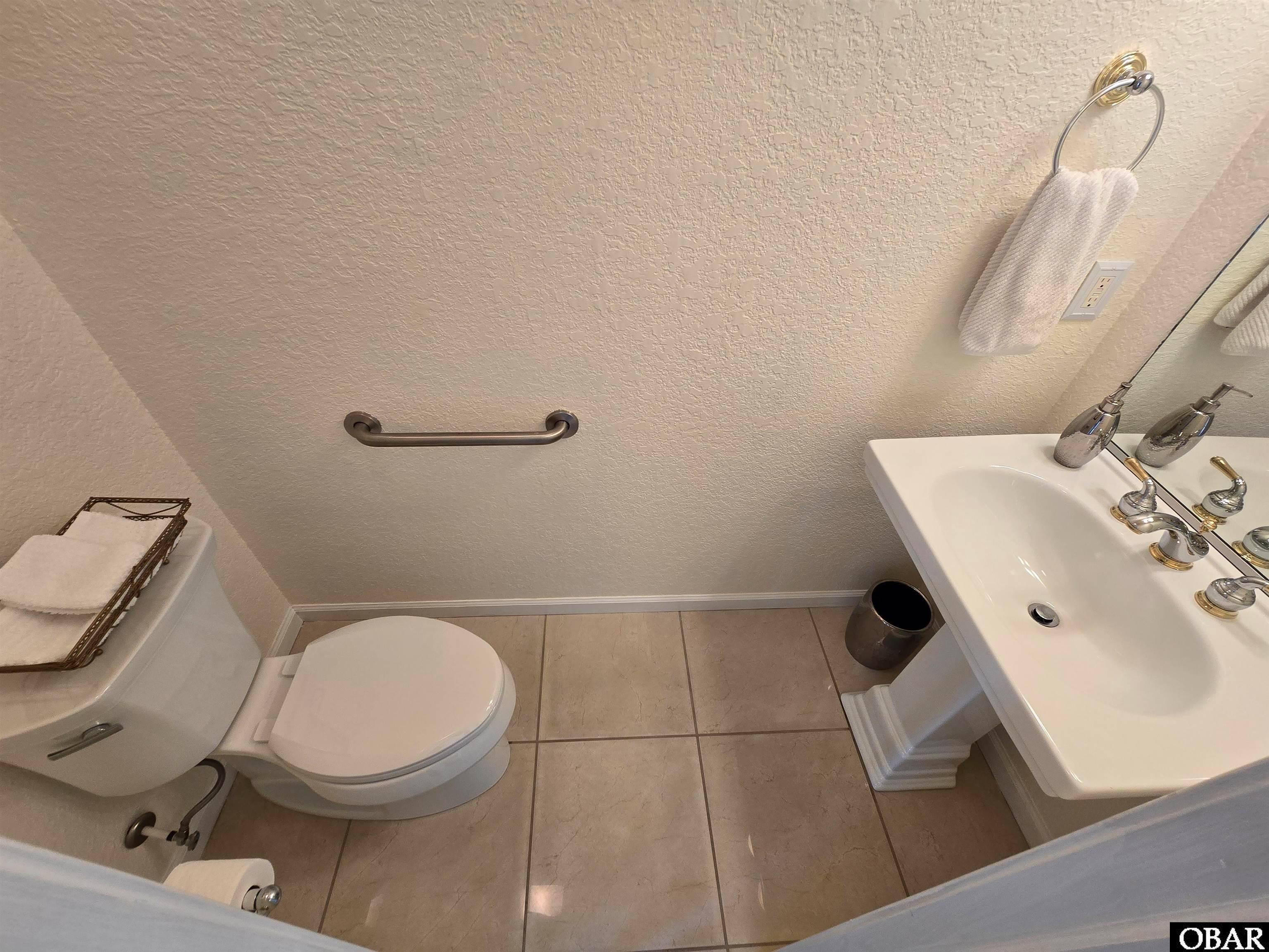Powells Point, North Carolina, 27966, United States, 3 Bedrooms Bedrooms, ,3 BathroomsBathrooms,Residential,For Sale,1905964