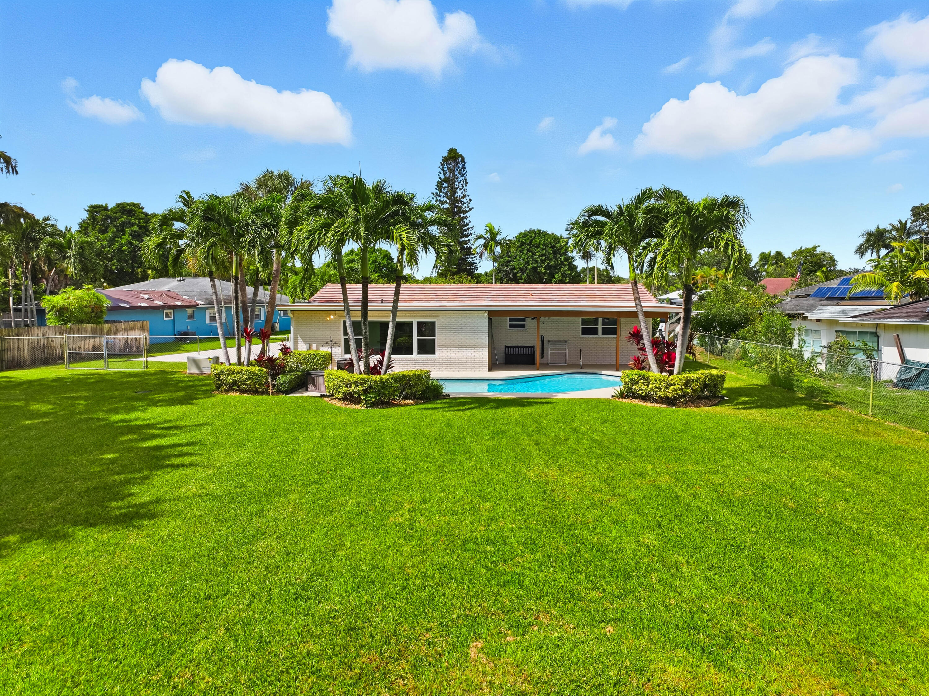 Royal Palm Beach, Florida, 33411, United States, 3 Bedrooms Bedrooms, ,3 BathroomsBathrooms,Residential,For Sale,1970121