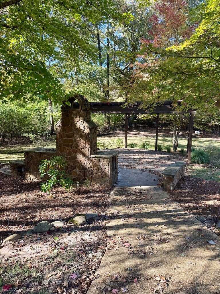 OXFORD, Mississippi, 38655, United States, 6 Bedrooms Bedrooms, ,4 BathroomsBathrooms,Residential,For Sale,1991856