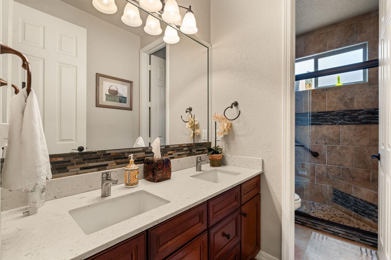 Rio Rancho, New Mexico, 87144, United States, 4 Bedrooms Bedrooms, ,3 BathroomsBathrooms,Residential,For Sale,1918092