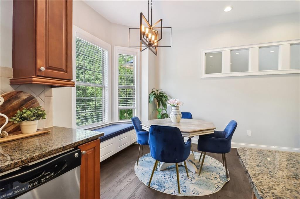 Atlanta, Georgia, 30339, United States, 3 Bedrooms Bedrooms, ,4 BathroomsBathrooms,Residential,For Sale,2003364