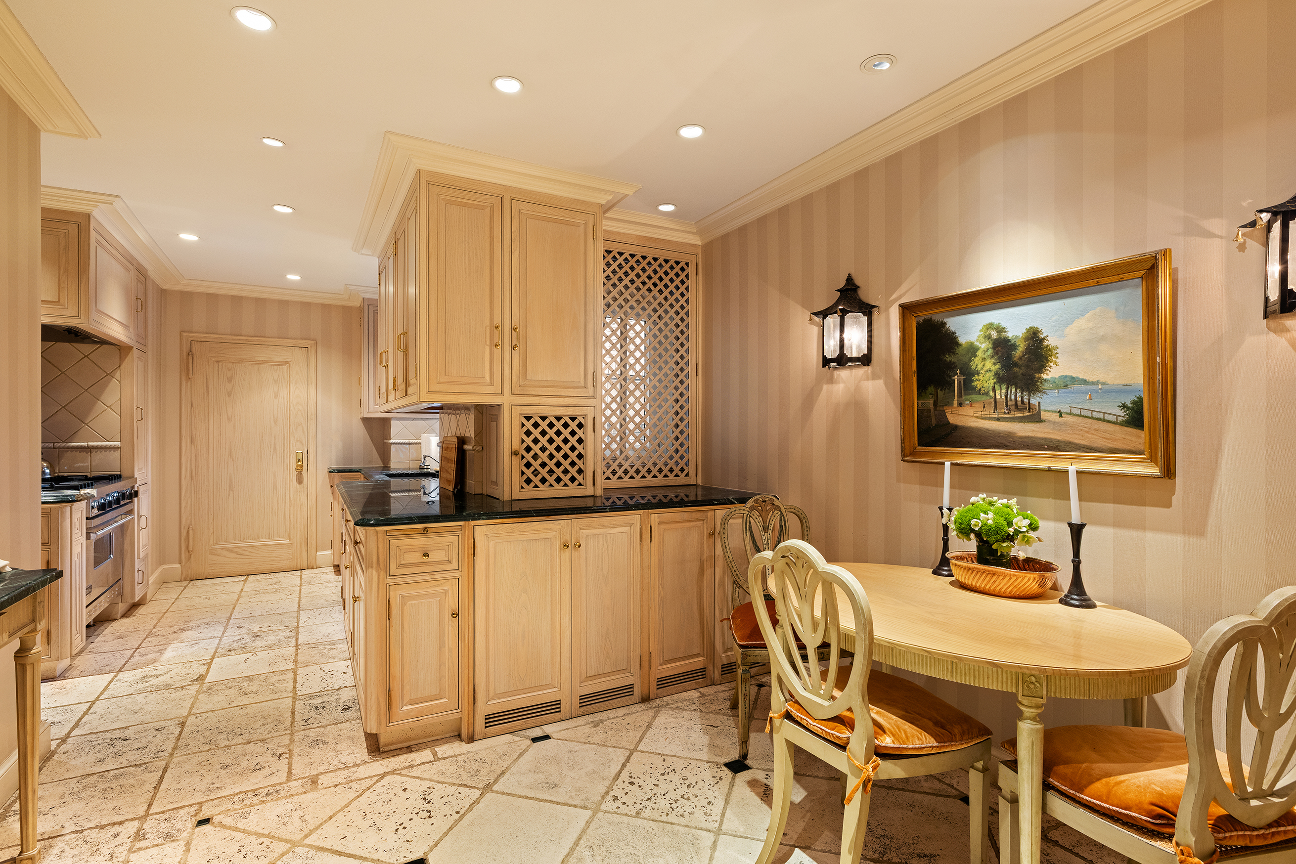  133 East 64th Street - 物件實景