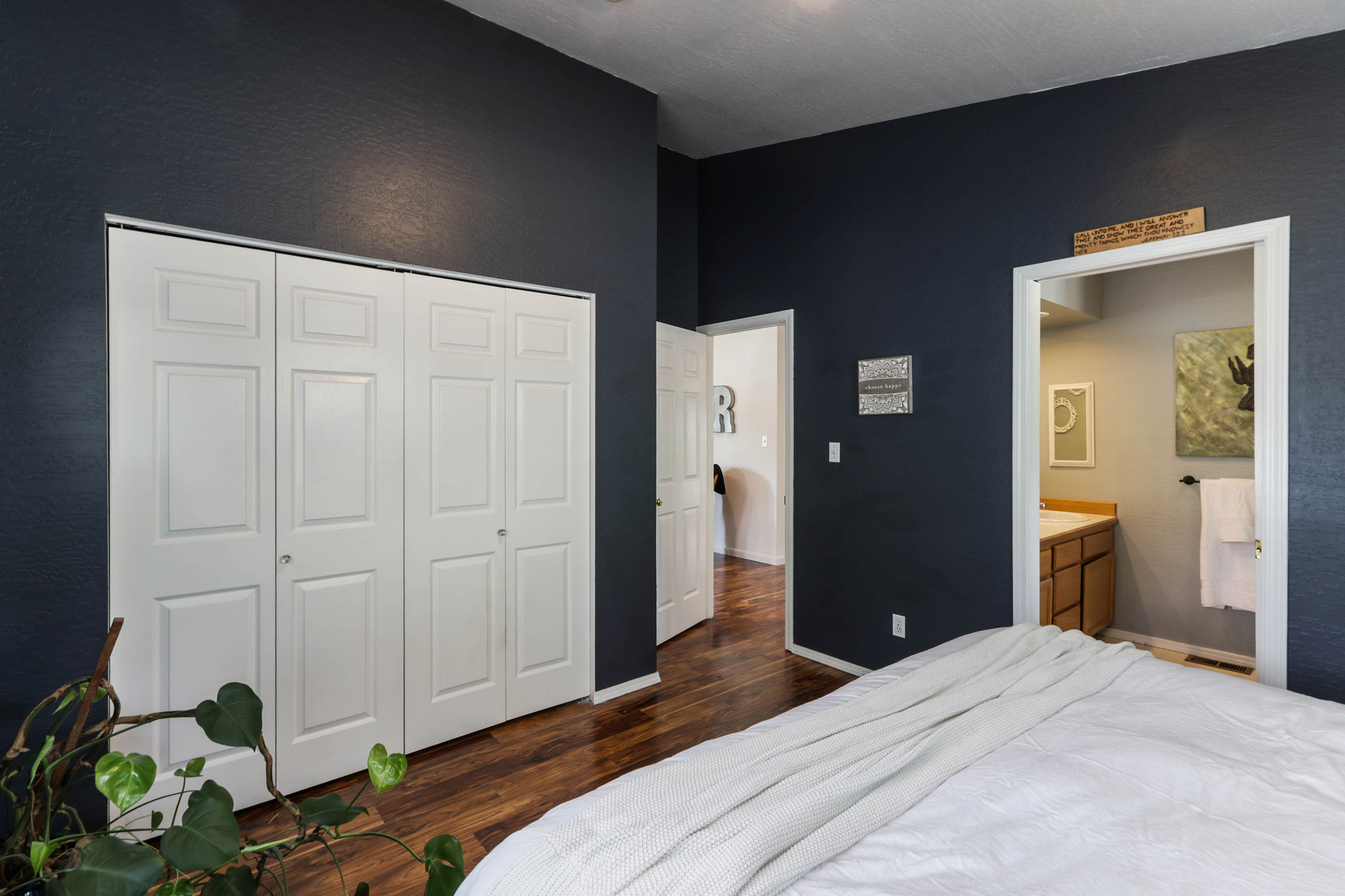 Sandpoint, Idaho, 83864, United States, 4 Bedrooms Bedrooms, ,2 BathroomsBathrooms,Residential,For Sale,1928648