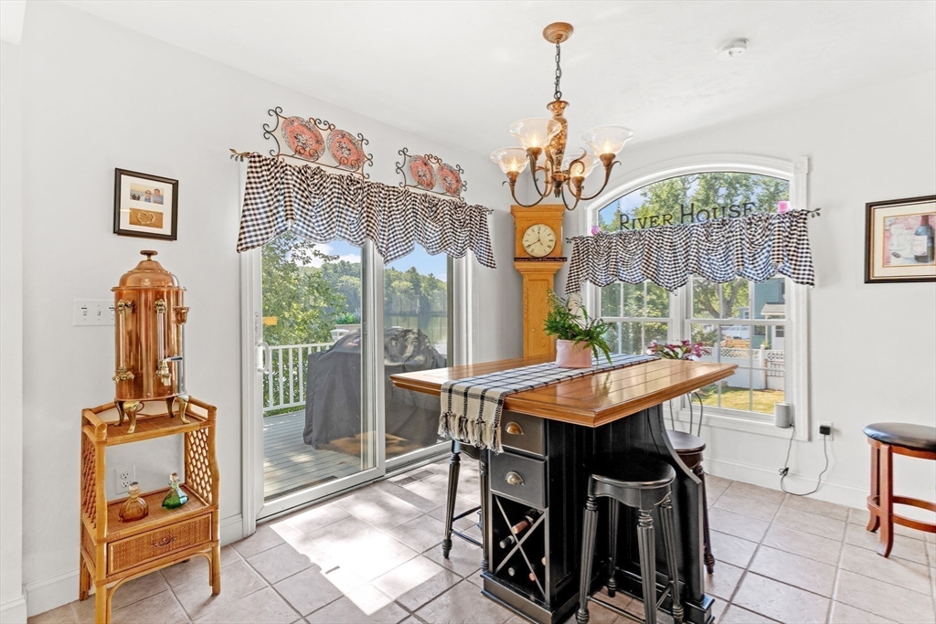 Methuen, Massachusetts, 01844, United States, 3 Bedrooms Bedrooms, ,2 BathroomsBathrooms,Residential,For Sale,1981346