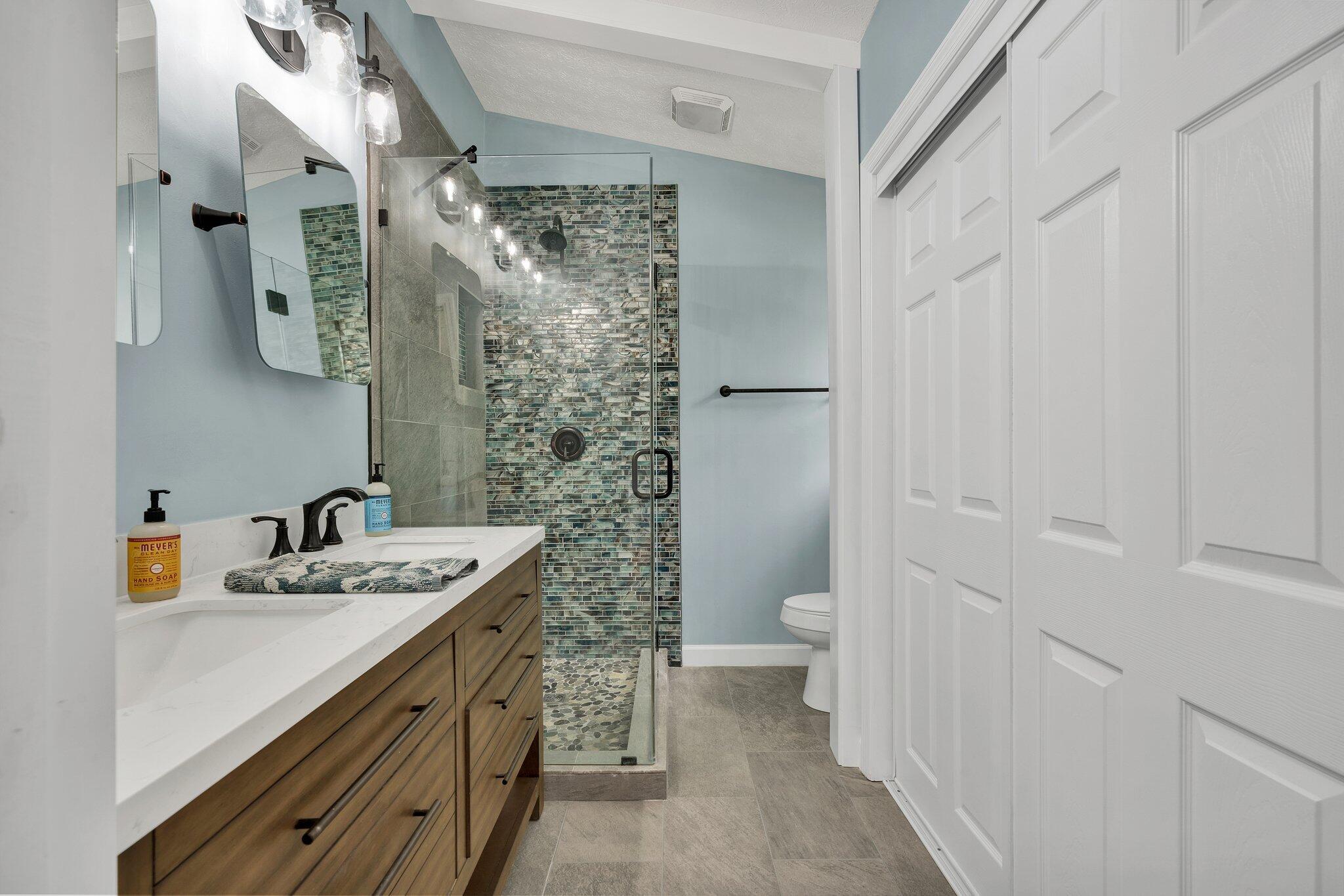 Ooltewah, Tennessee, 37363, United States, 4 Bedrooms Bedrooms, ,3 BathroomsBathrooms,Residential,For Sale,1766896