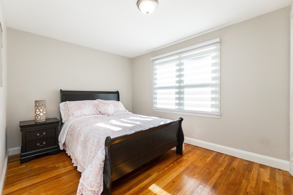 Peabody, Massachusetts, 01960, United States, 4 Bedrooms Bedrooms, ,3 BathroomsBathrooms,Residential,For Sale,1995158