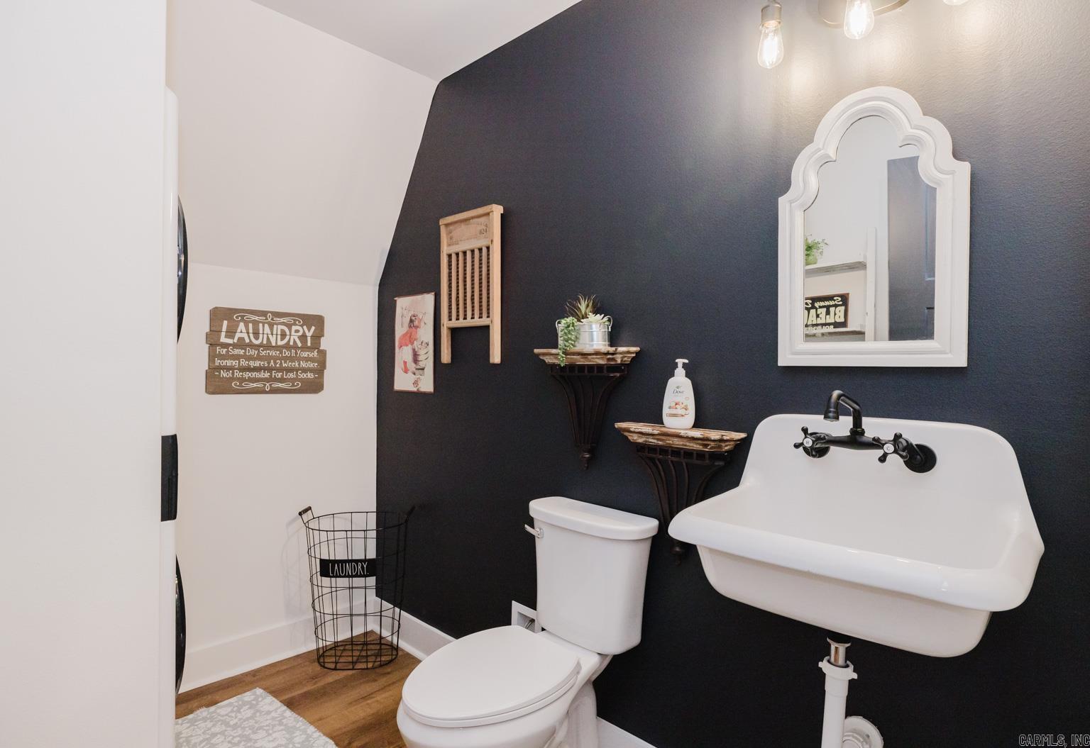Hot Springs Village, Arkansas, 71909, United States, 3 Bedrooms Bedrooms, ,4 BathroomsBathrooms,Residential,For Sale,1926085