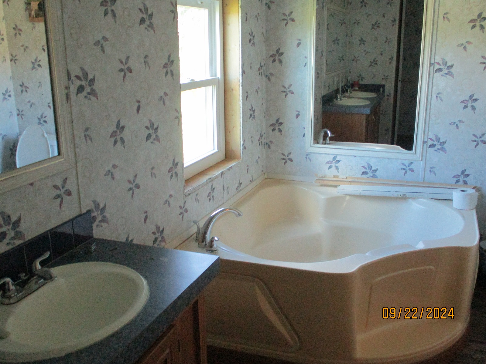 5198 STATE RD 710 E, Okeechobee, Florida, 34974, United States, 2 Bedrooms Bedrooms, ,2 BathroomsBathrooms,Residential,For Sale,5198 STATE RD 710 E,1617974
