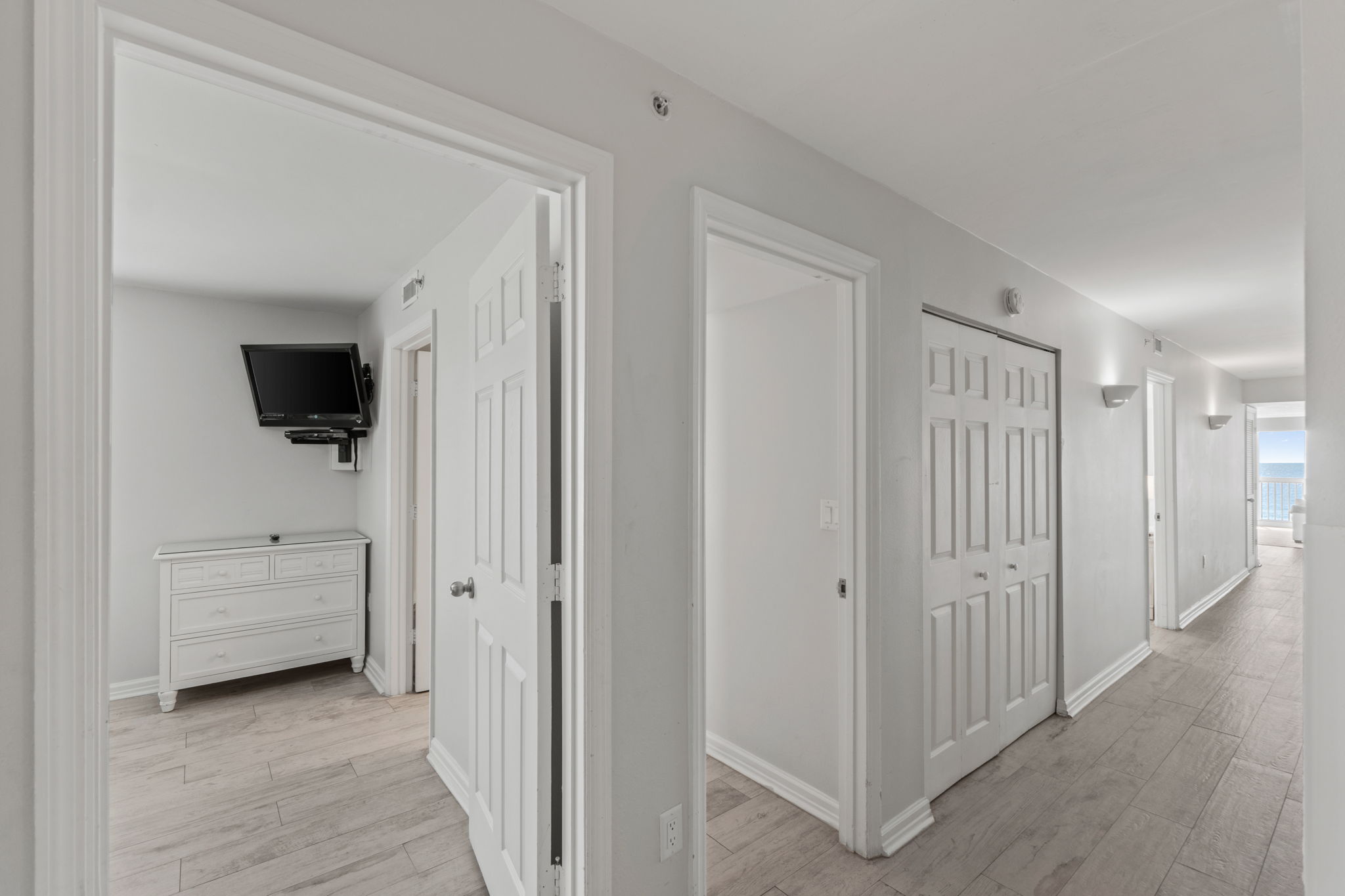 Destin, Florida, 32541, United States, 2 Bedrooms Bedrooms, ,2 BathroomsBathrooms,Residential,For Sale,1995378