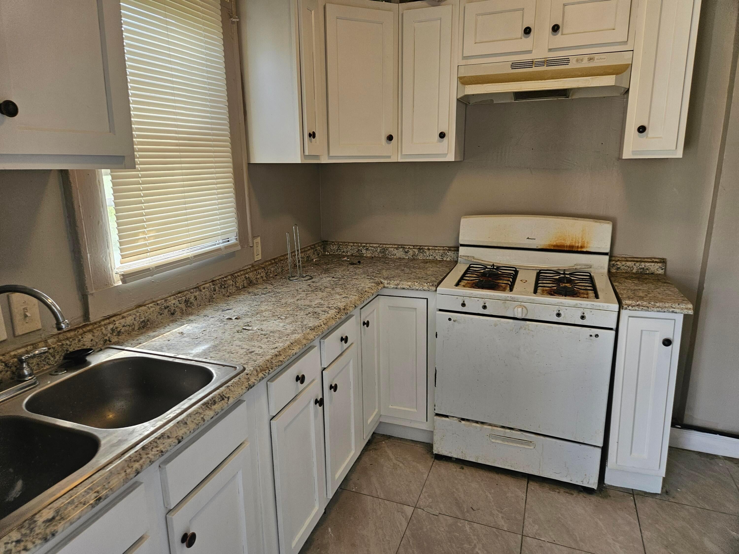 Columbus, Ohio, 43206, United States, ,Residential,For Sale,1981860