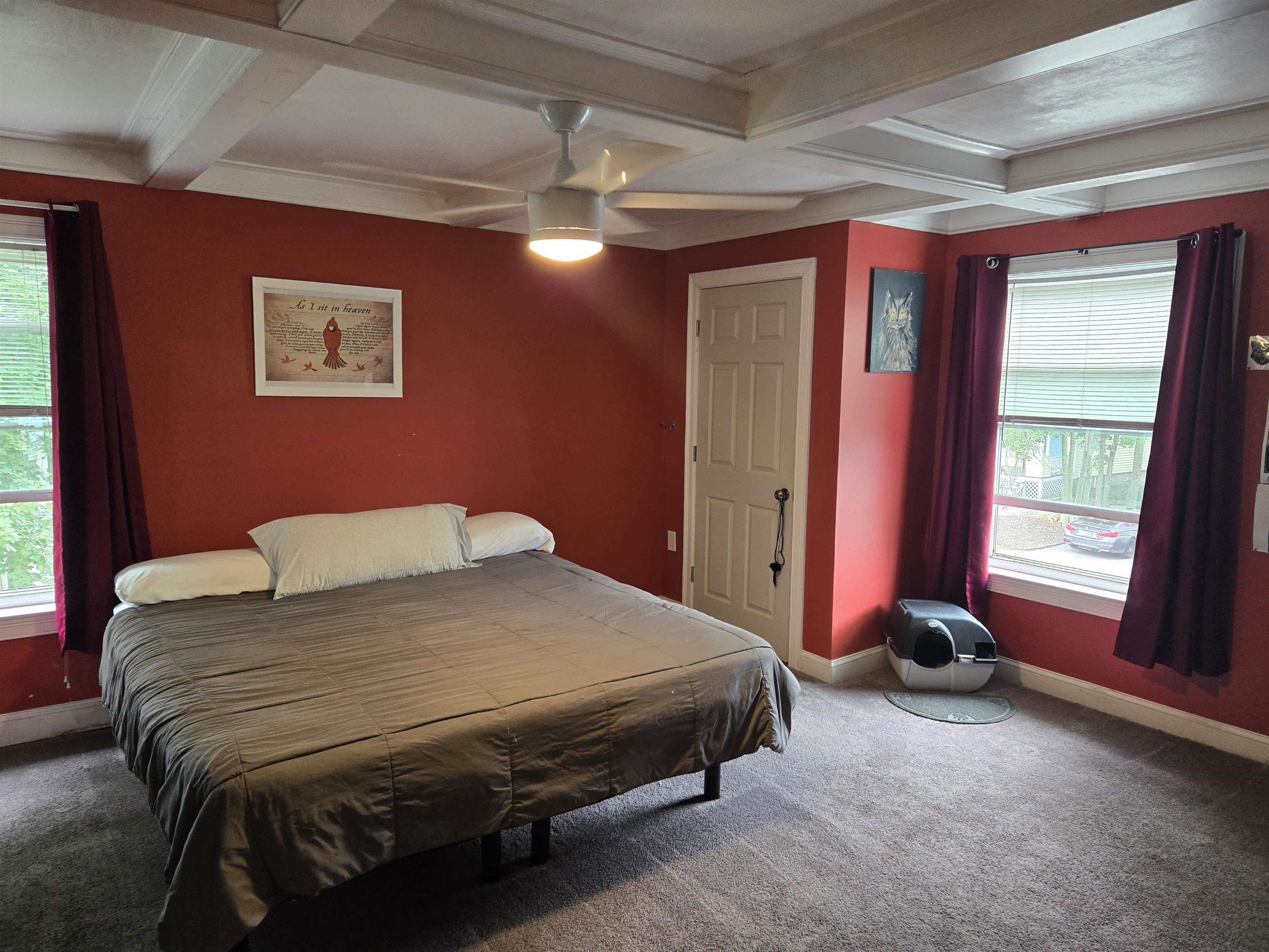 Manchester, New Hampshire, 03104, United States, 3 Bedrooms Bedrooms, ,3 BathroomsBathrooms,Residential,For Sale,1896803